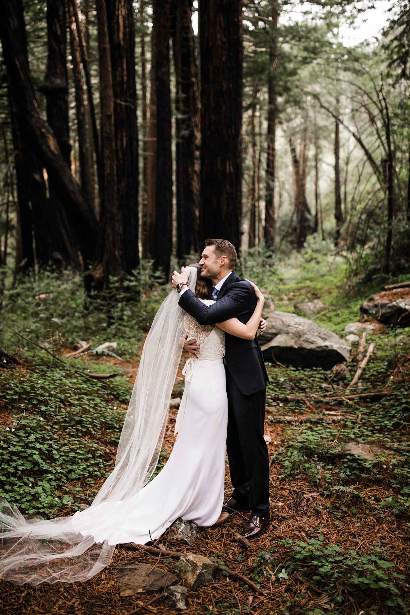 Spring elopement in Big Sur, California | The Hearnes Adventure Wedding Photography