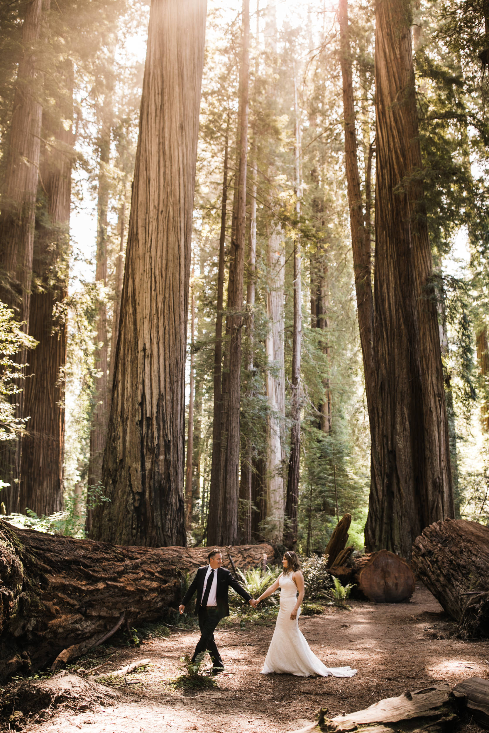 intimate wedding ceremony in the redwood forest | adventure wedding photographer | redwoods national park elopement | www.thehearnes.com