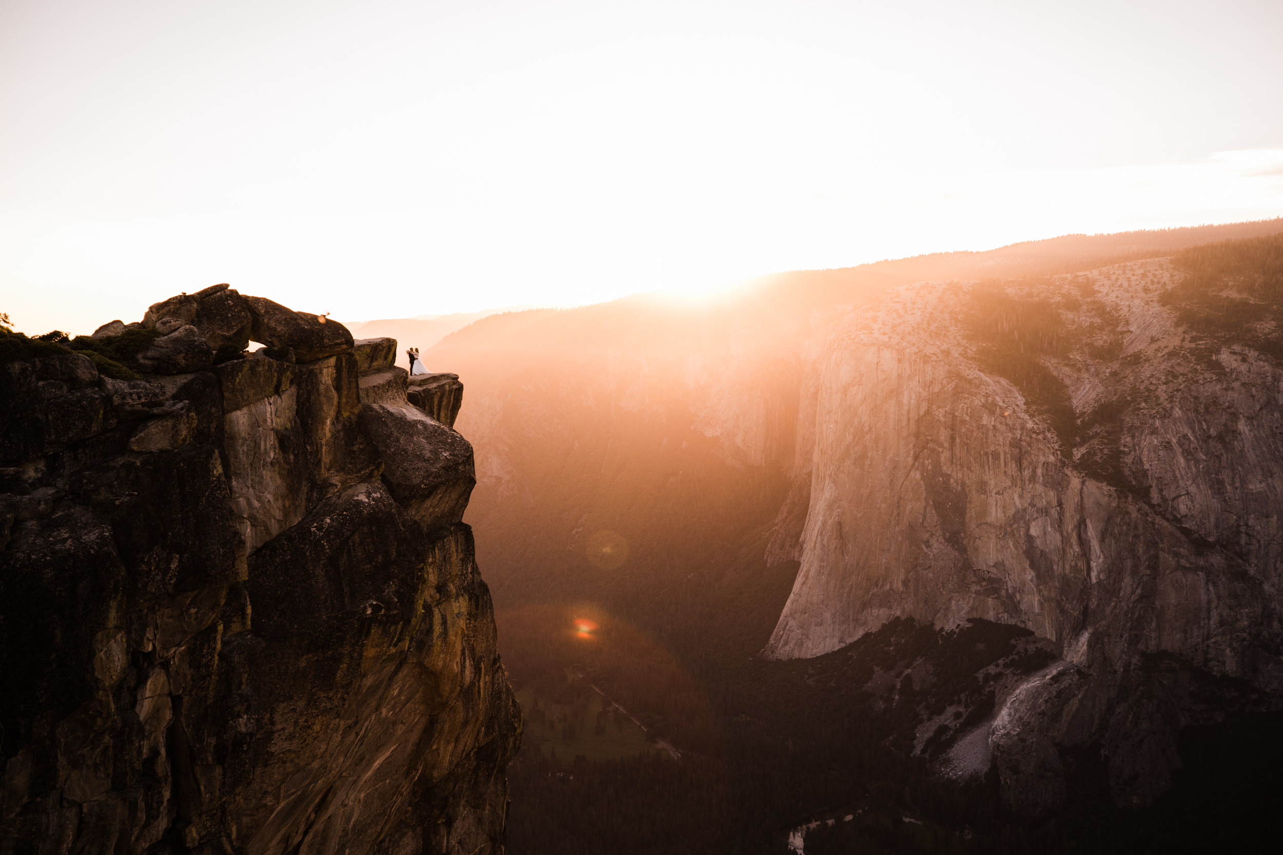 kit + brad's elopement in yosemite | adventure wedding at taft point | national park elopement photographer | the hearnes adventure photography | yosemite elopement photographers