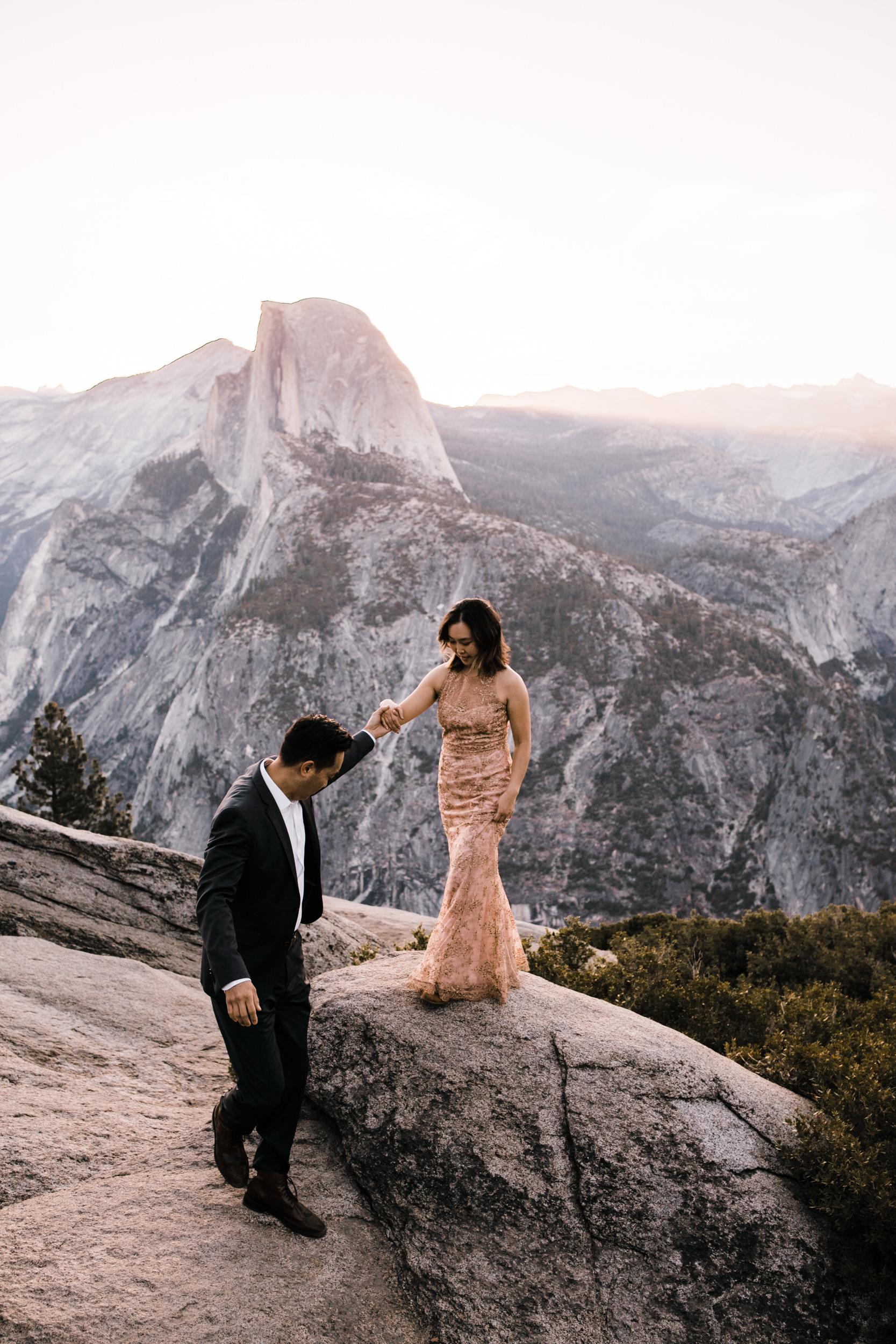 michelle + doug's adventure session at glacier point | 10 year wedding anniversary celebration | yosemite elopement inspiration | the hearnes adventure photography