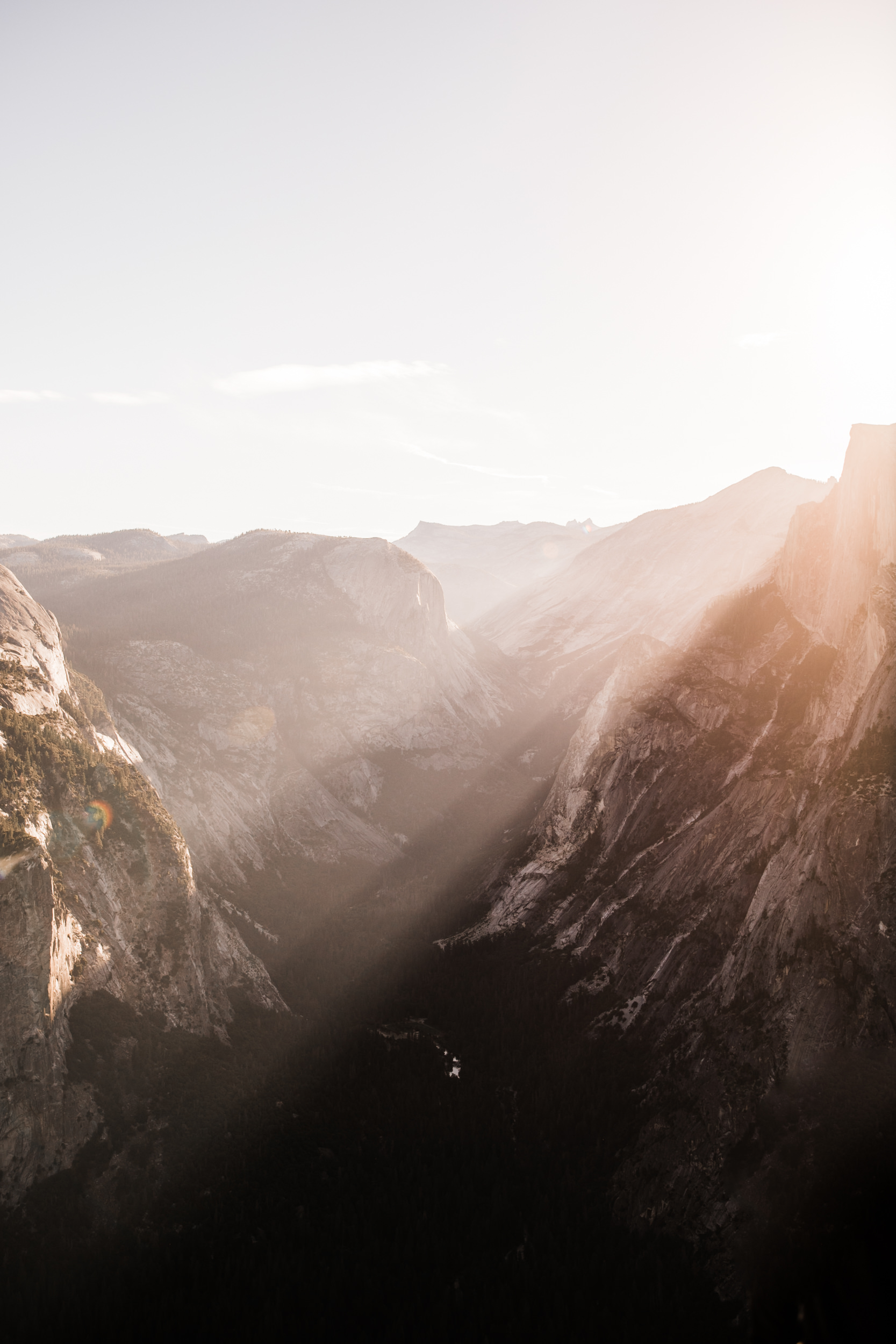 michelle + doug's adventure session at glacier point | 10 year wedding anniversary celebration | yosemite elopement inspiration | the hearnes adventure photography