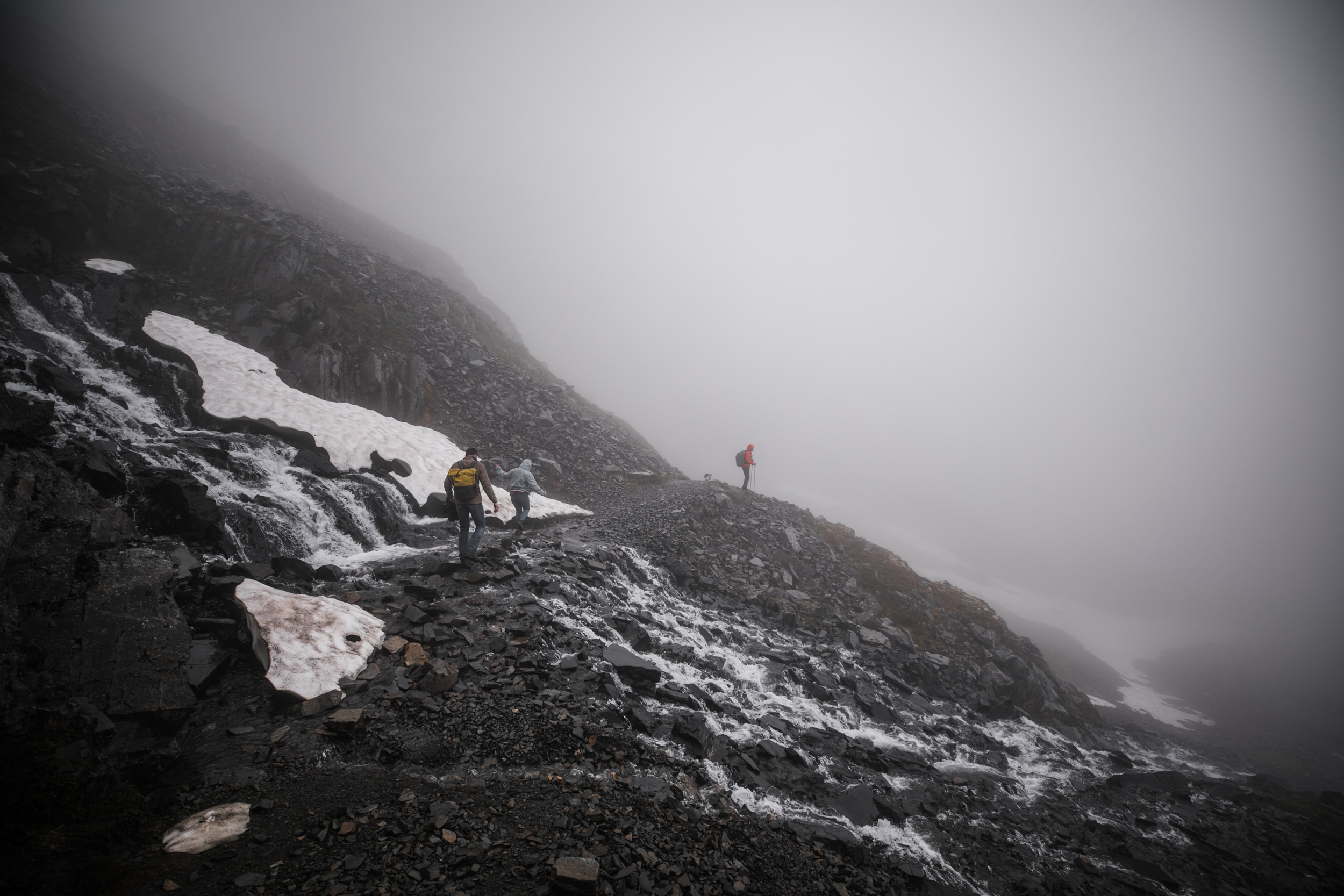 adventure engagement session in alaska | alyeska, girdwood elopement photographer | alaska destination wedding photographer | the hearnes adventure photography