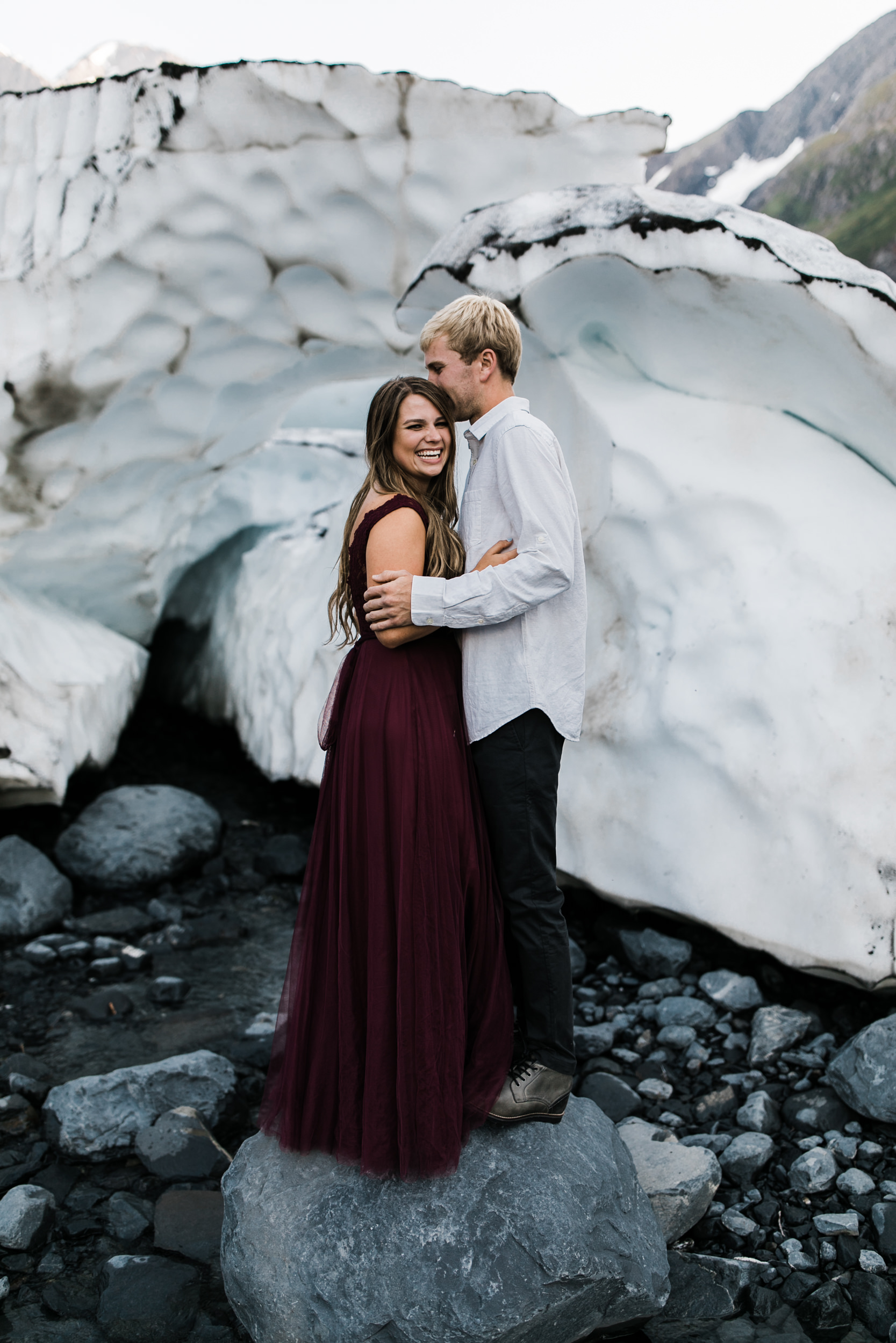 adventurous glacier engagement session near girdwood | alaska elopement photographer | glacier wedding inspiration | the hearnes adventure photography | www.thehearnes.com