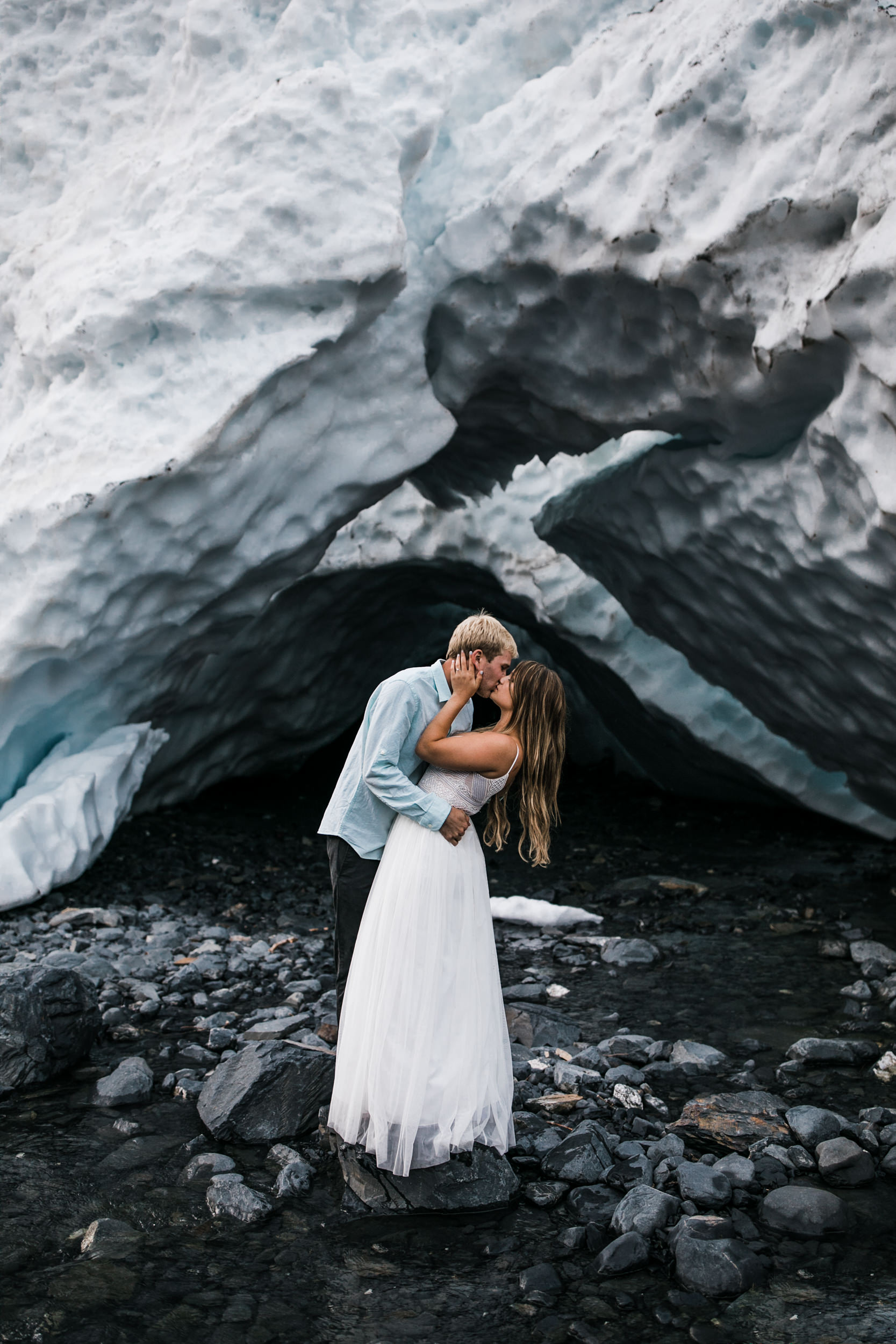 adventurous glacier engagement session near girdwood | alaska elopement photographer | glacier wedding inspiration | the hearnes adventure photography | www.thehearnes.com