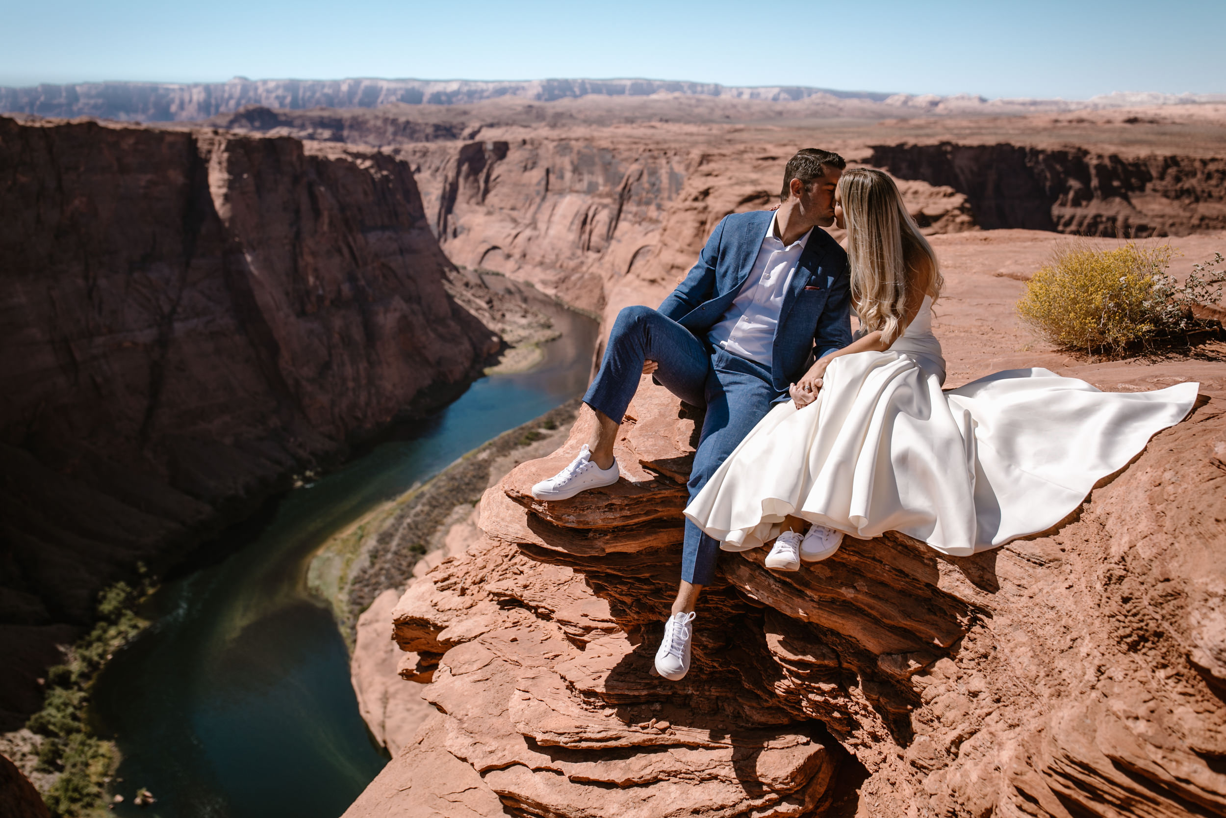 jeep elopement in page, arizona | lake powell adventure wedding | desert elopement inspiration | utah wedding and elopement photographer | the hearnes