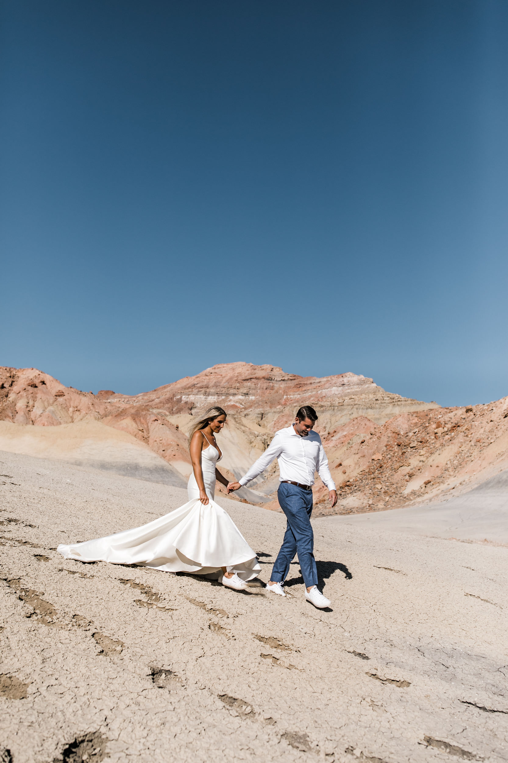 jeep elopement in page, arizona | lake powell adventure wedding | desert elopement inspiration | utah wedding and elopement photographer | the hearnes