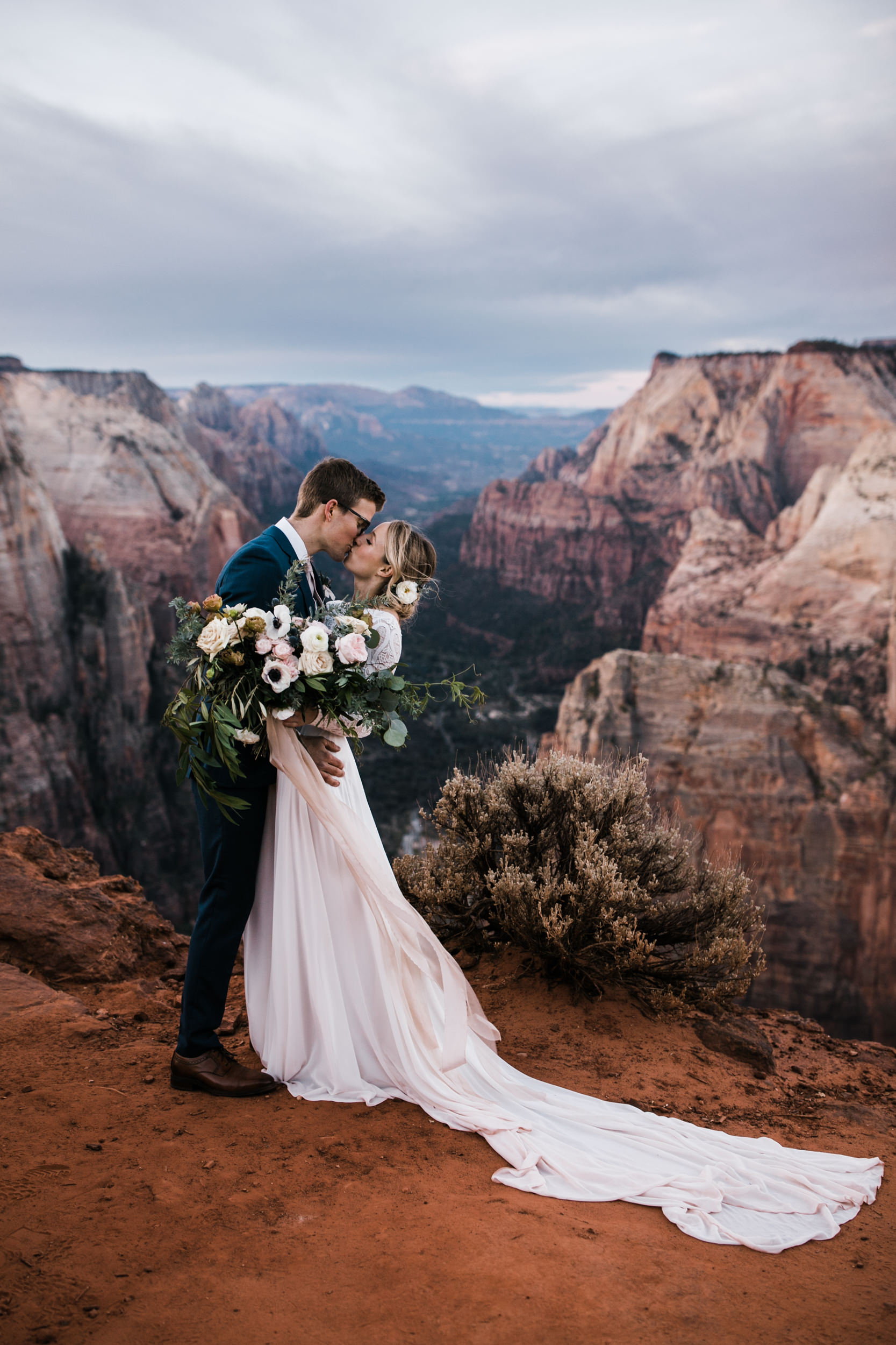 erin + marshall’s sunrise elopement ceremony overlooking zion national park | hiking wedding | utah elopement photographer | the hearnes adventure photography