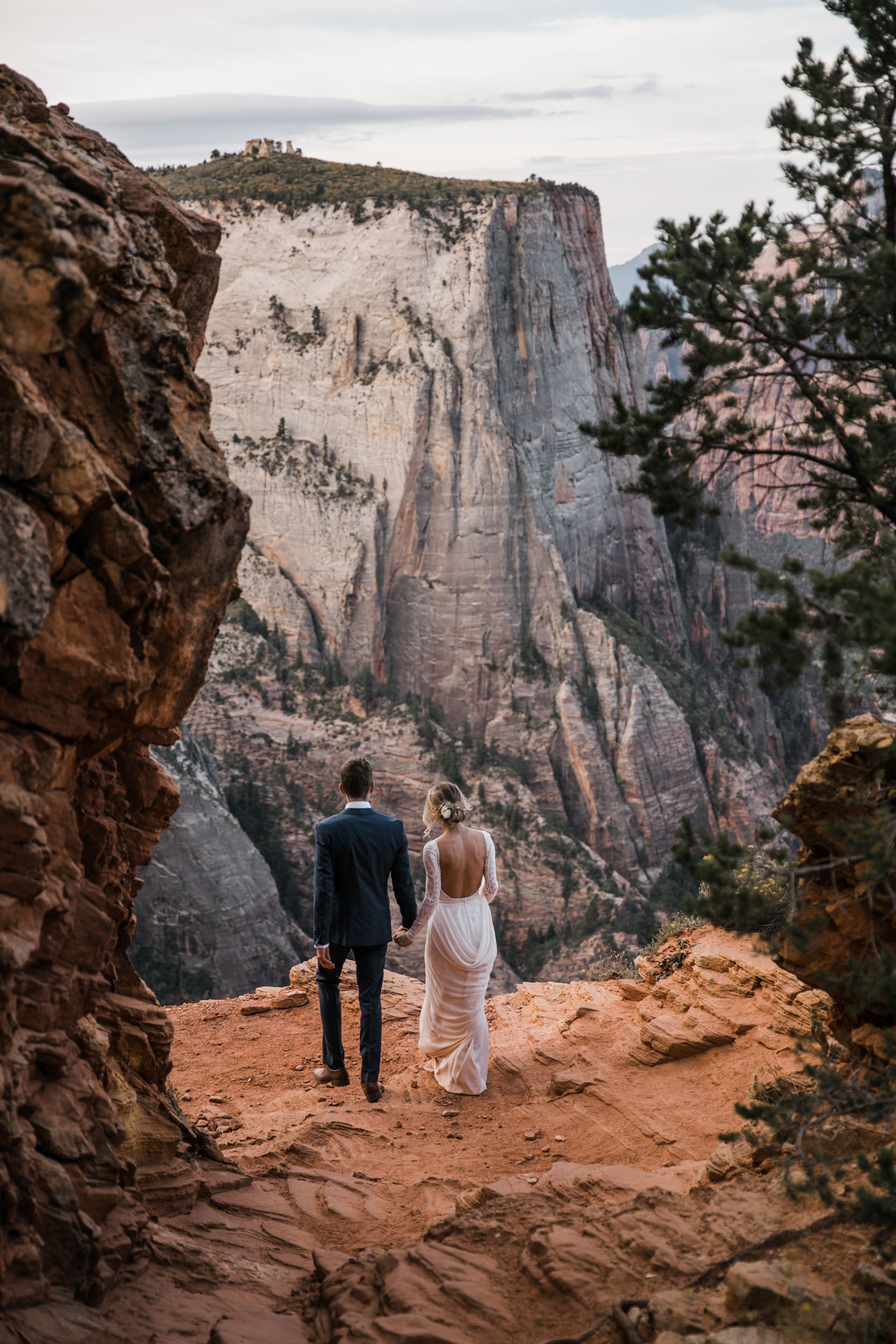 erin + marshall’s sunrise elopement ceremony overlooking zion national park | hiking wedding | utah elopement photographer | the hearnes adventure photography