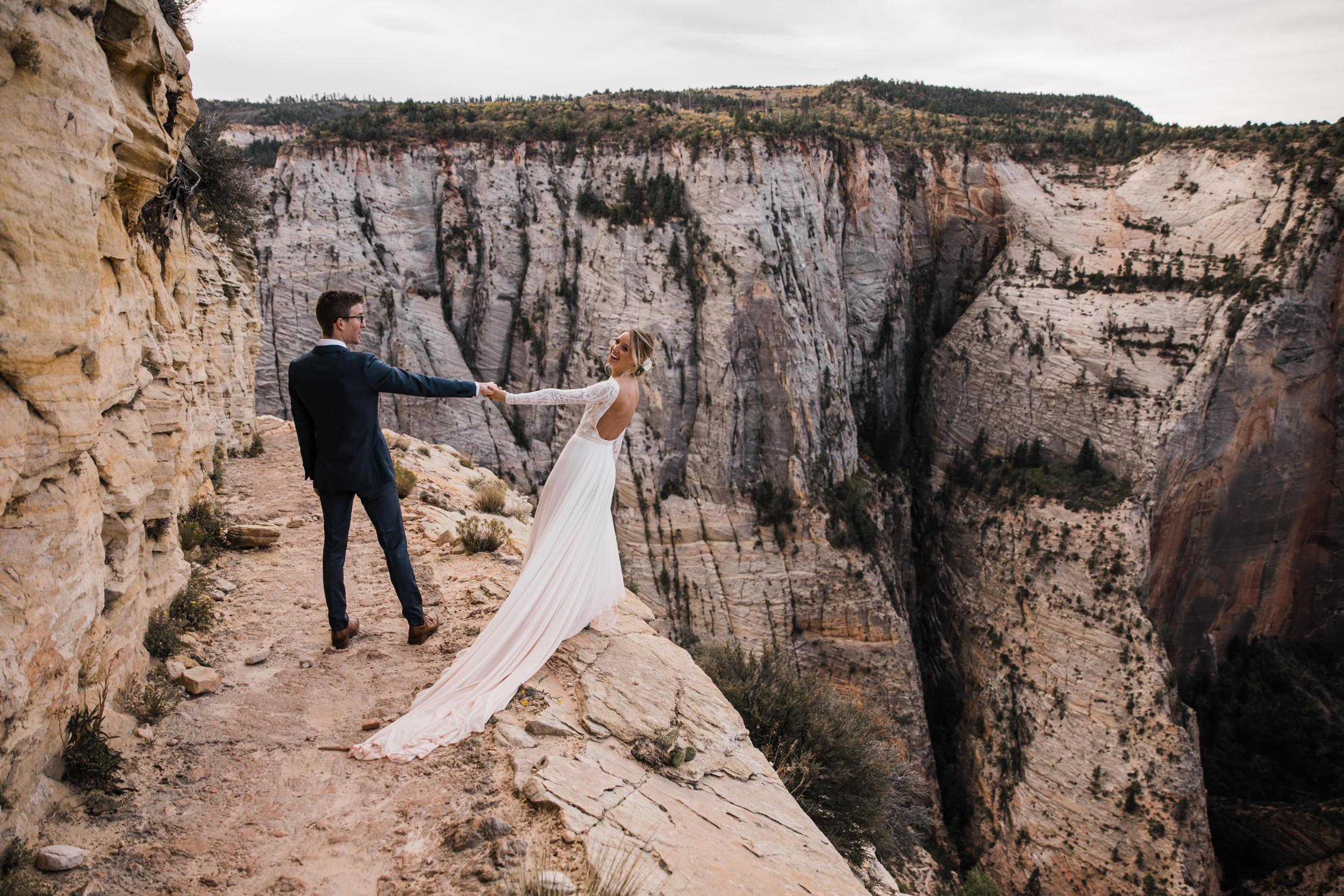 erin + marshall’s sunrise elopement ceremony overlooking zion national park | hiking wedding | utah elopement photographer | the hearnes adventure photography