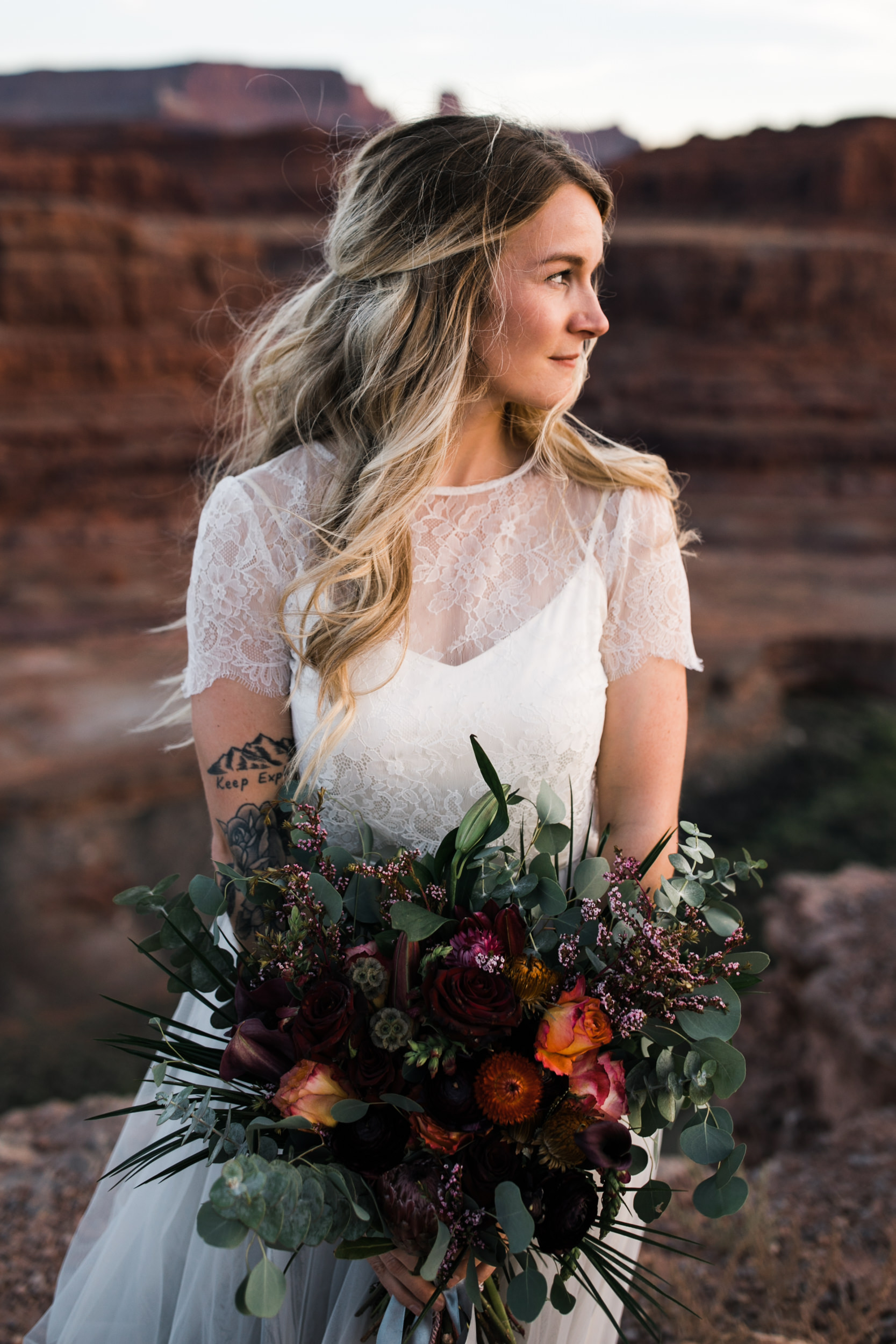 intimate wedding ceremony in canyonlands national park | off-roading jeep adventure wedding portraits | moab utah elopement | chantel lauren bride