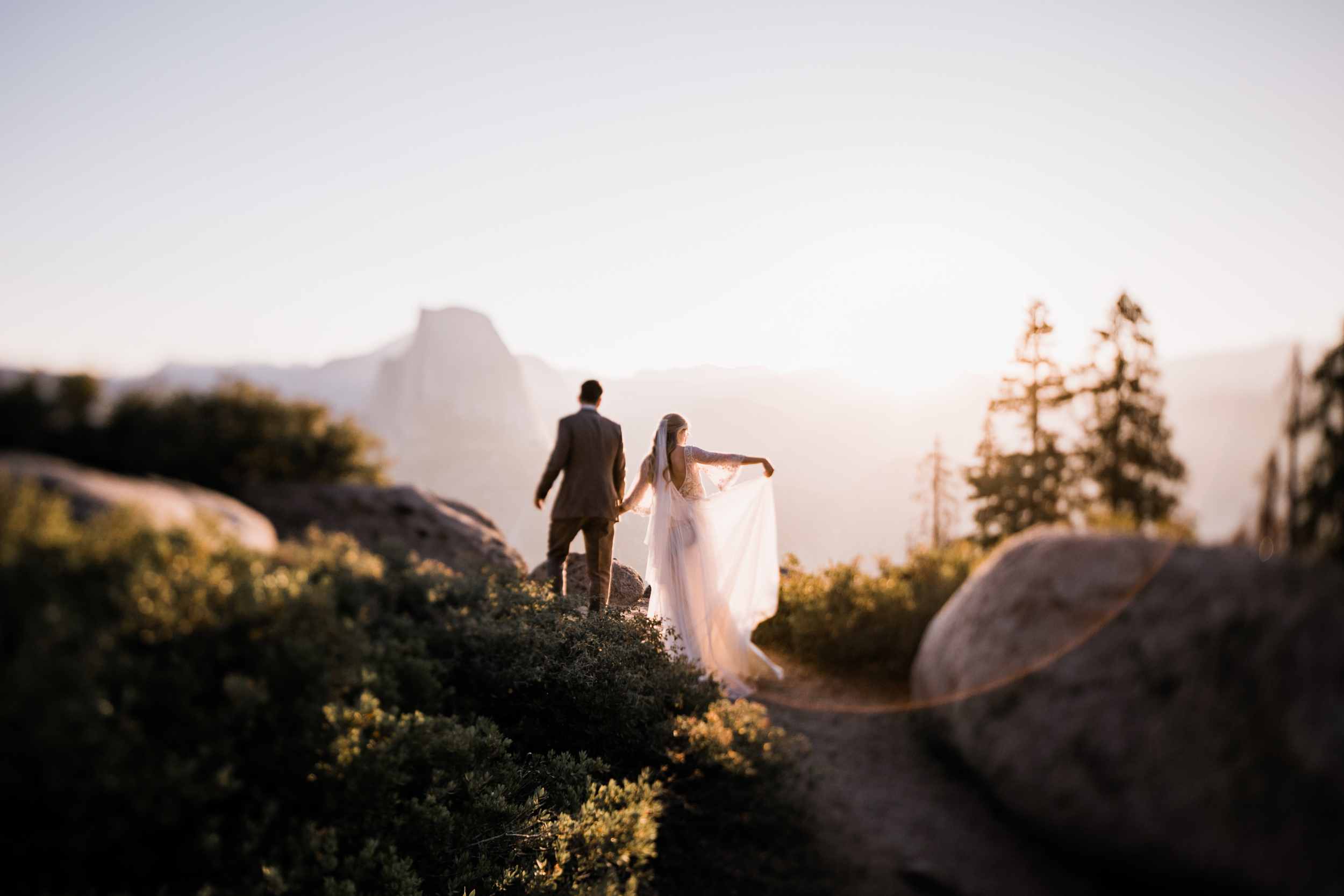 the hearnes adventure photography best of 2018 | Junebug Best of the Best Wedding Photographers | Adventure Elopement Photographer in Moab Utah, Yosemite National Park, and Alaska