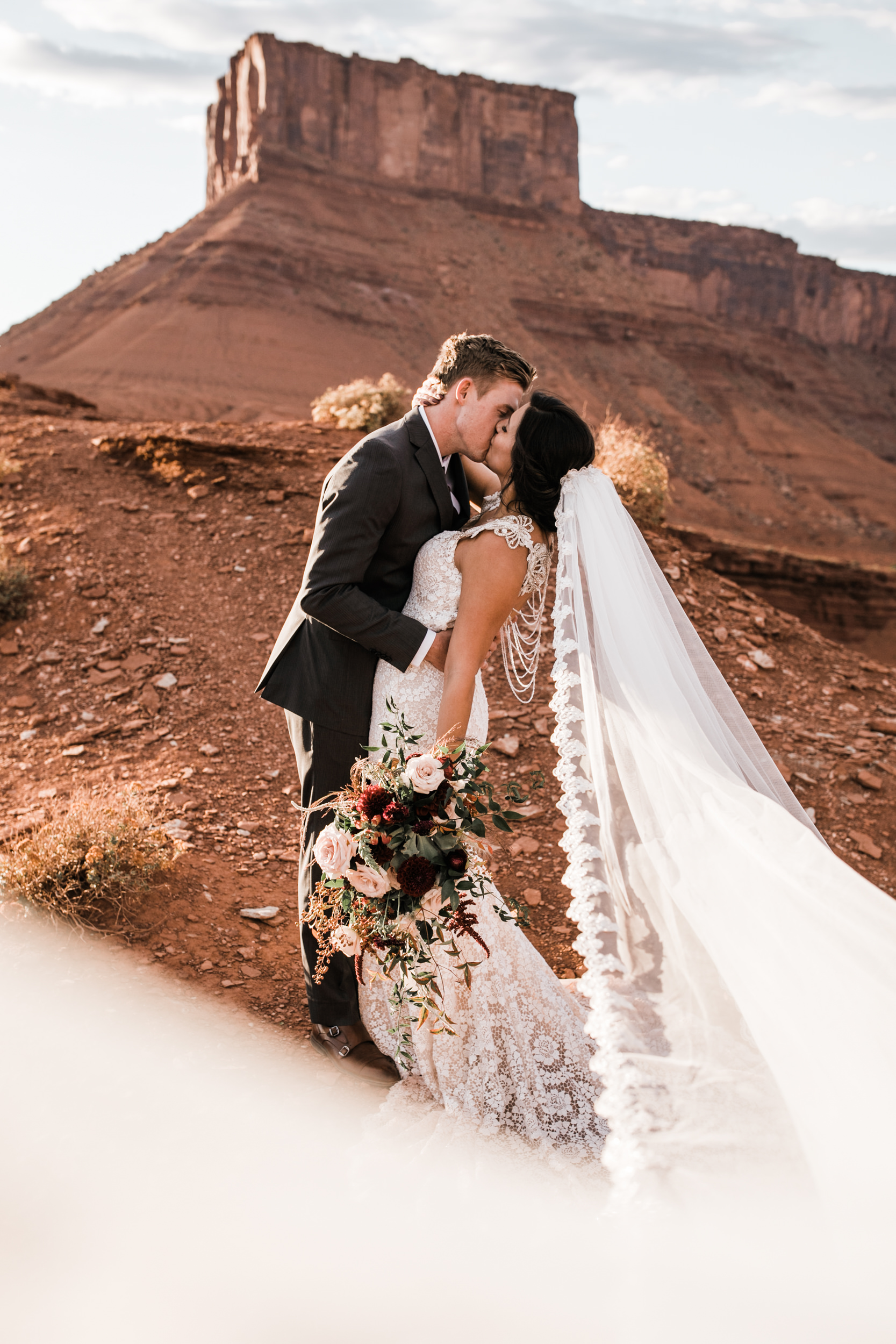 the hearnes adventure photography best of 2018 | Junebug Best of the Best Wedding Photographers | Adventure Elopement Photographer in Moab Utah, Yosemite National Park, and Alaska