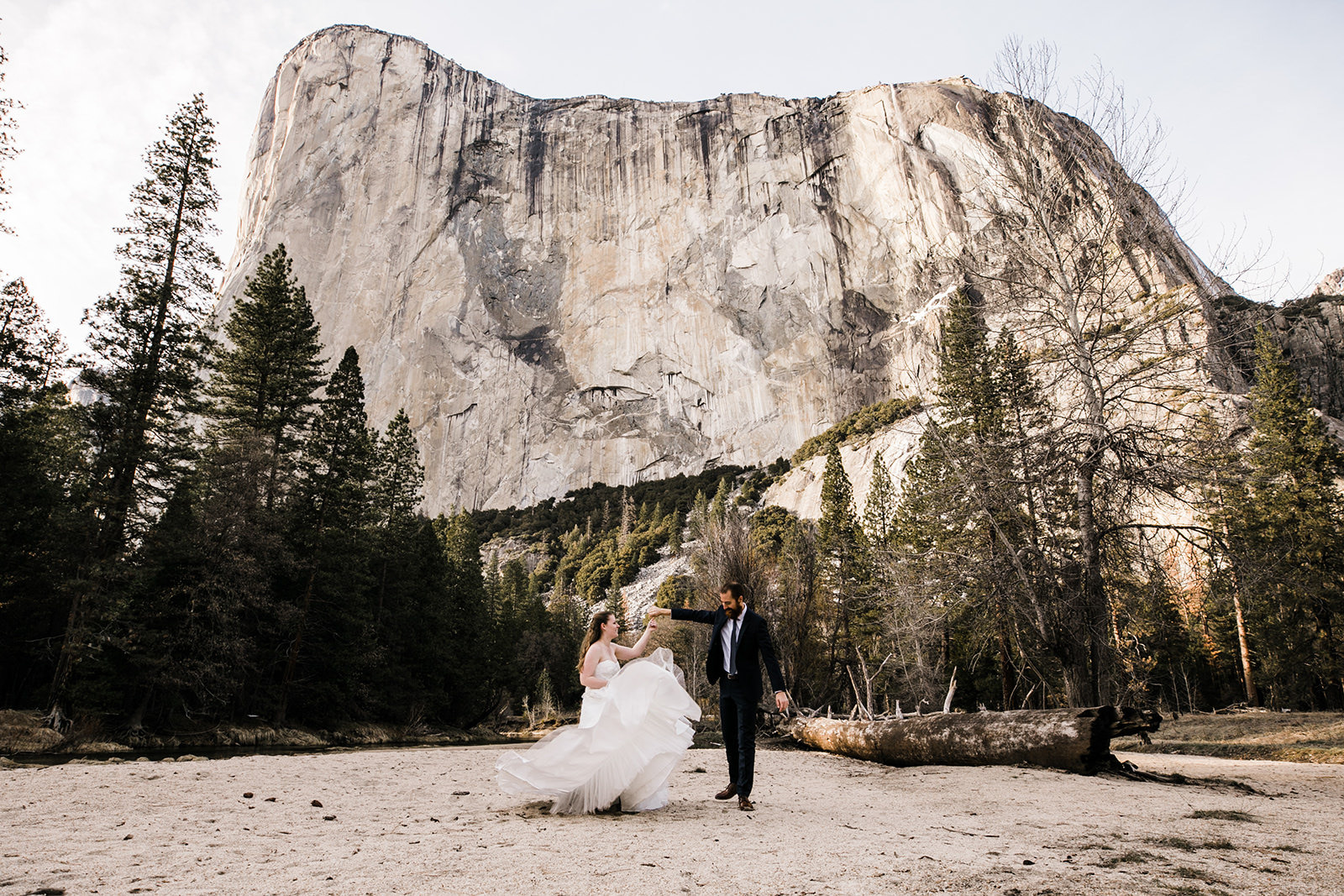 the hearnes adventure photography best of 2018 | Junebug Best of the Best Wedding Photographers | Adventure Elopement Photographer in Moab Utah, Yosemite National Park, and Alaska