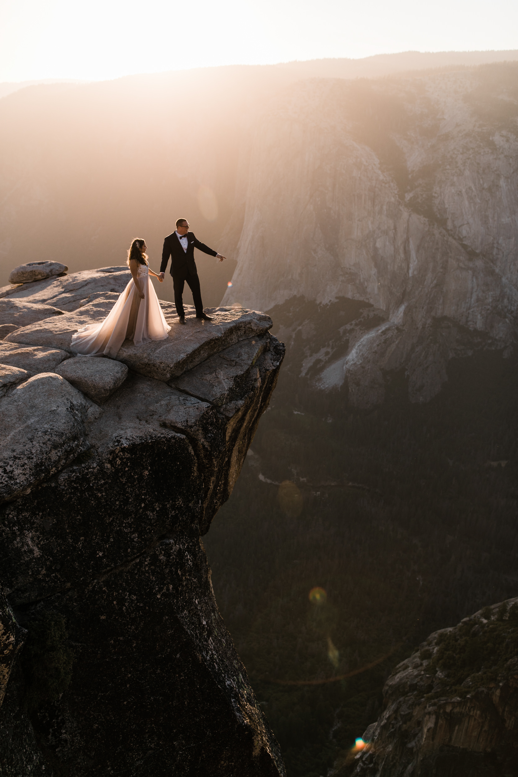  the hearnes adventure photography best of 2018 | Junebug Best of the Best Wedding Photographers | Adventure Elopement Photographer in Moab Utah, Yosemite National Park, and Alaska