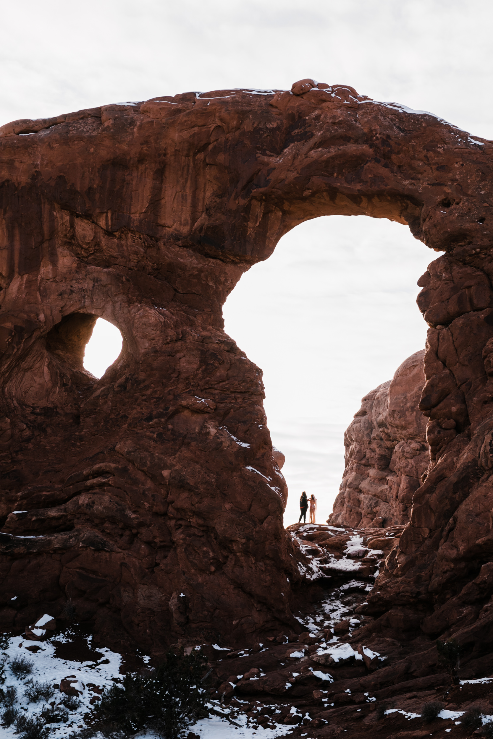 adventure wedding session in arches national park | moab elopement photographer | the hearnes adventure photography