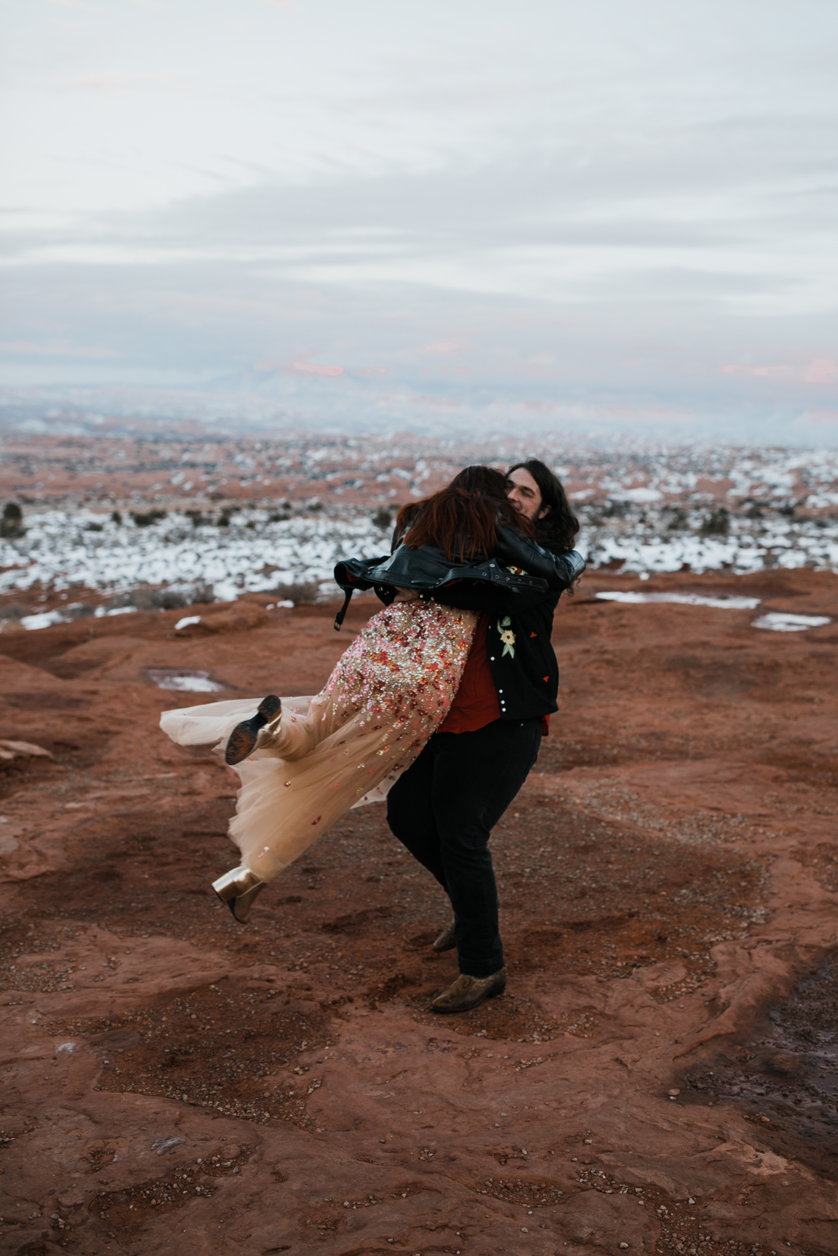 adventure wedding session in arches national park | moab elopement photographer | the hearnes adventure photography