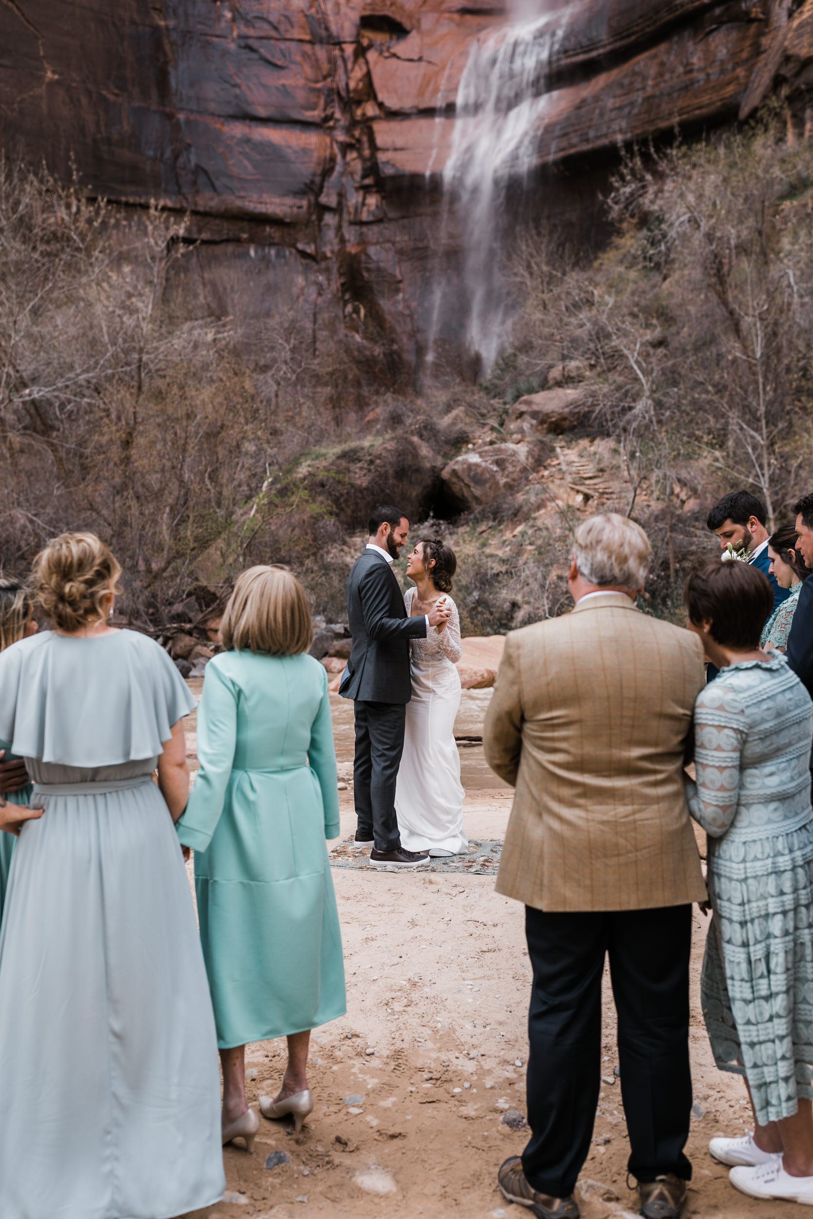 Zion-National-Park-Adventure-Wedding-Hearnes-Elopement-Photography-25.jpg