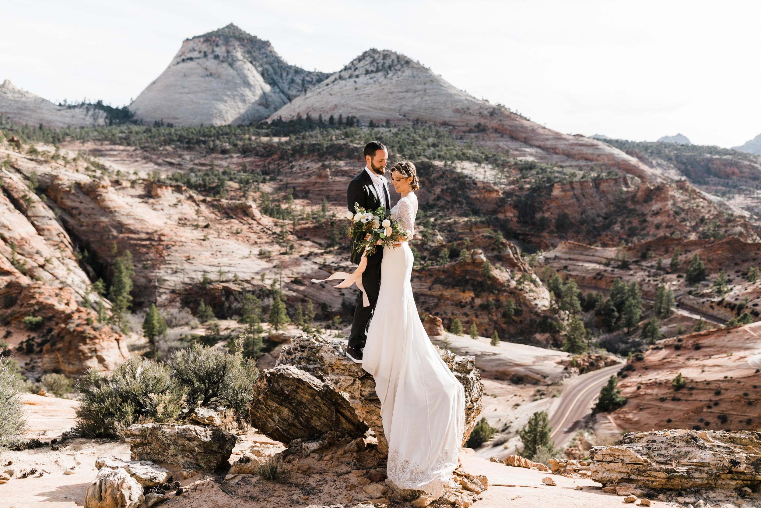 Zion-National-Park-Adventure-Wedding-Hearnes-Elopement-Photography-30.jpg