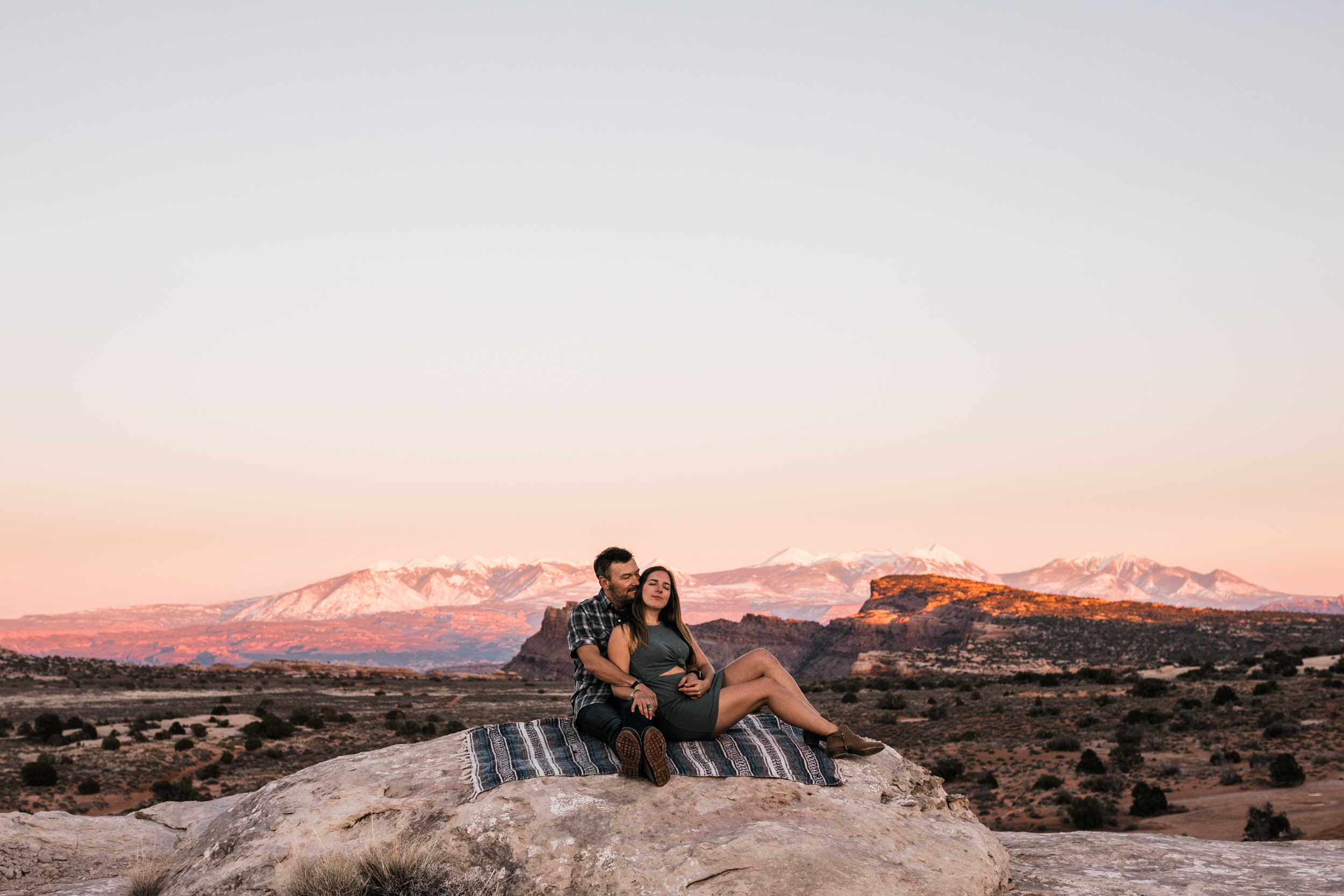 Hearnes-Elopement-Photography-Moab-Utah-Adventure-Engagements-1.jpg
