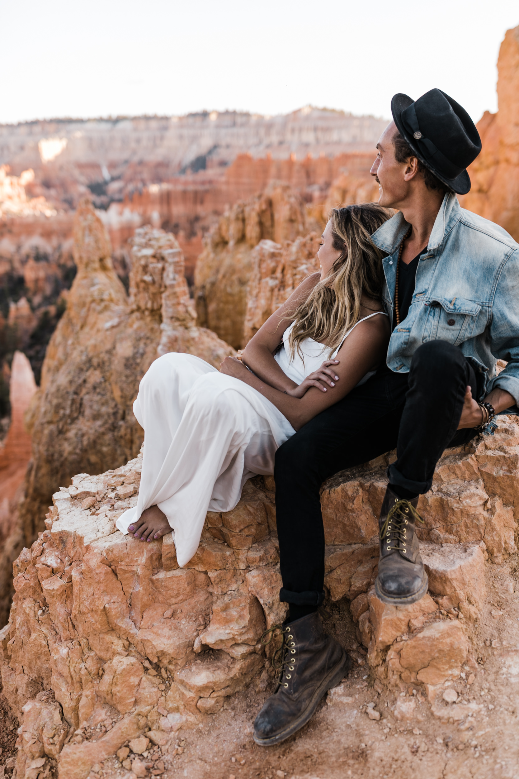 Vanlife-Photo-Session-Inspiration-Bryce-Canyon-National-Park-Utah-Hearnes-Adventure-Photography-24.jpg