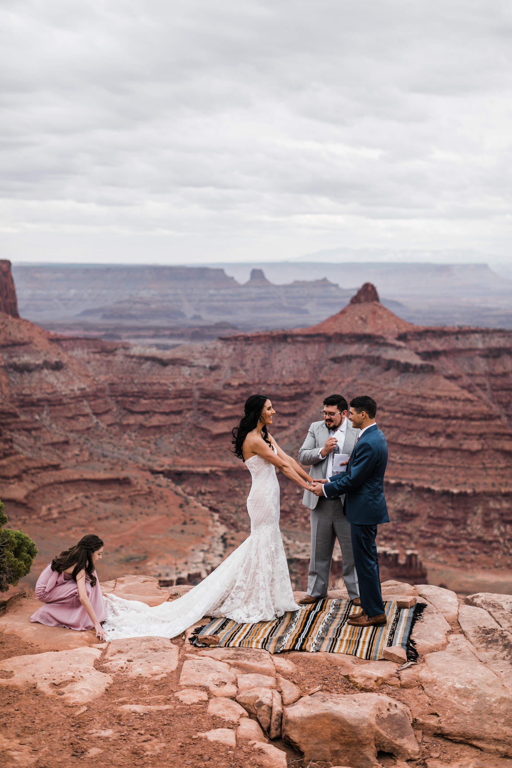 Jeep-Wedding-Moab-Utah-Hearnes-Adventure-Elopement-Photography-7.jpg