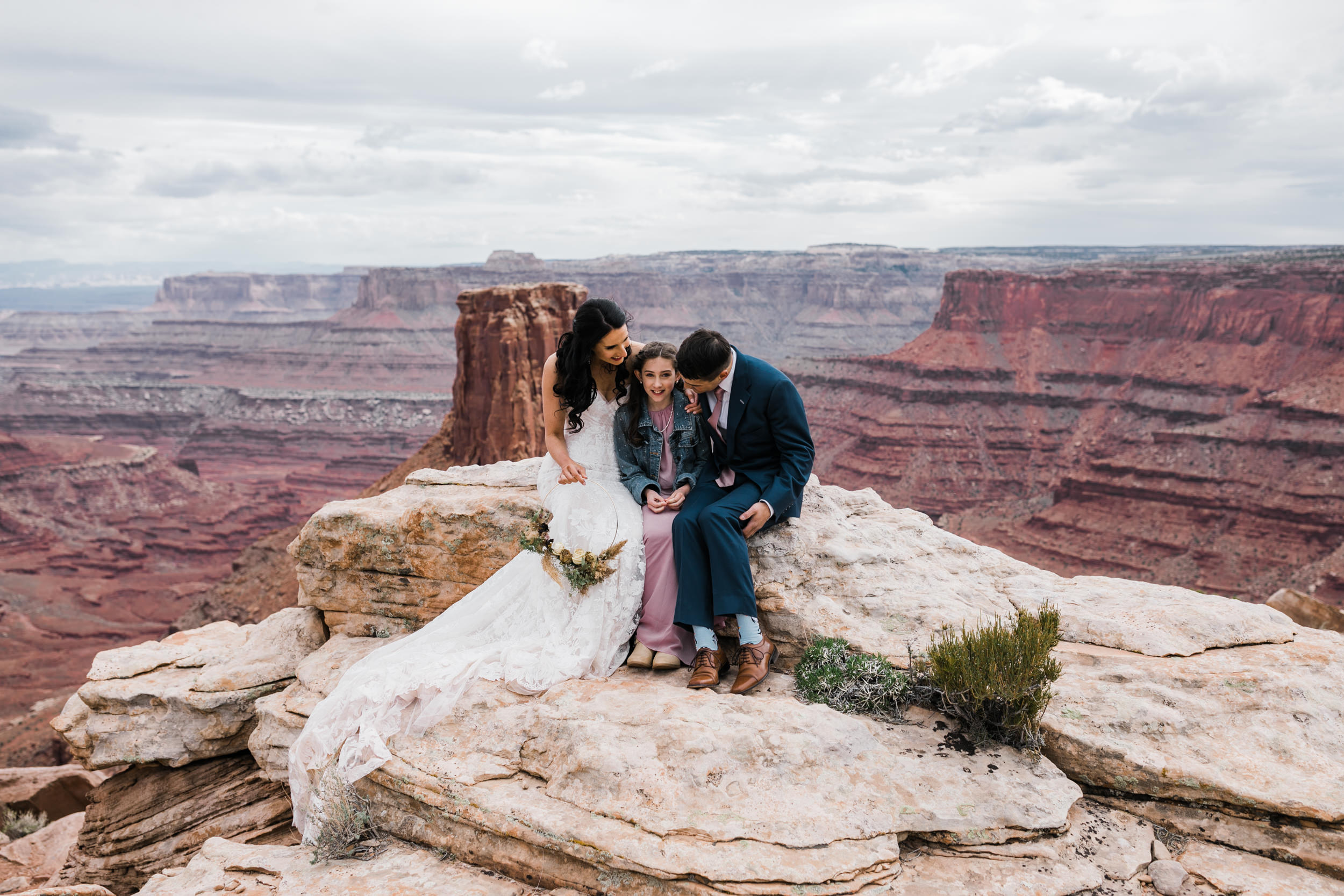 Jeep-Wedding-Moab-Utah-Hearnes-Adventure-Elopement-Photography-19.jpg