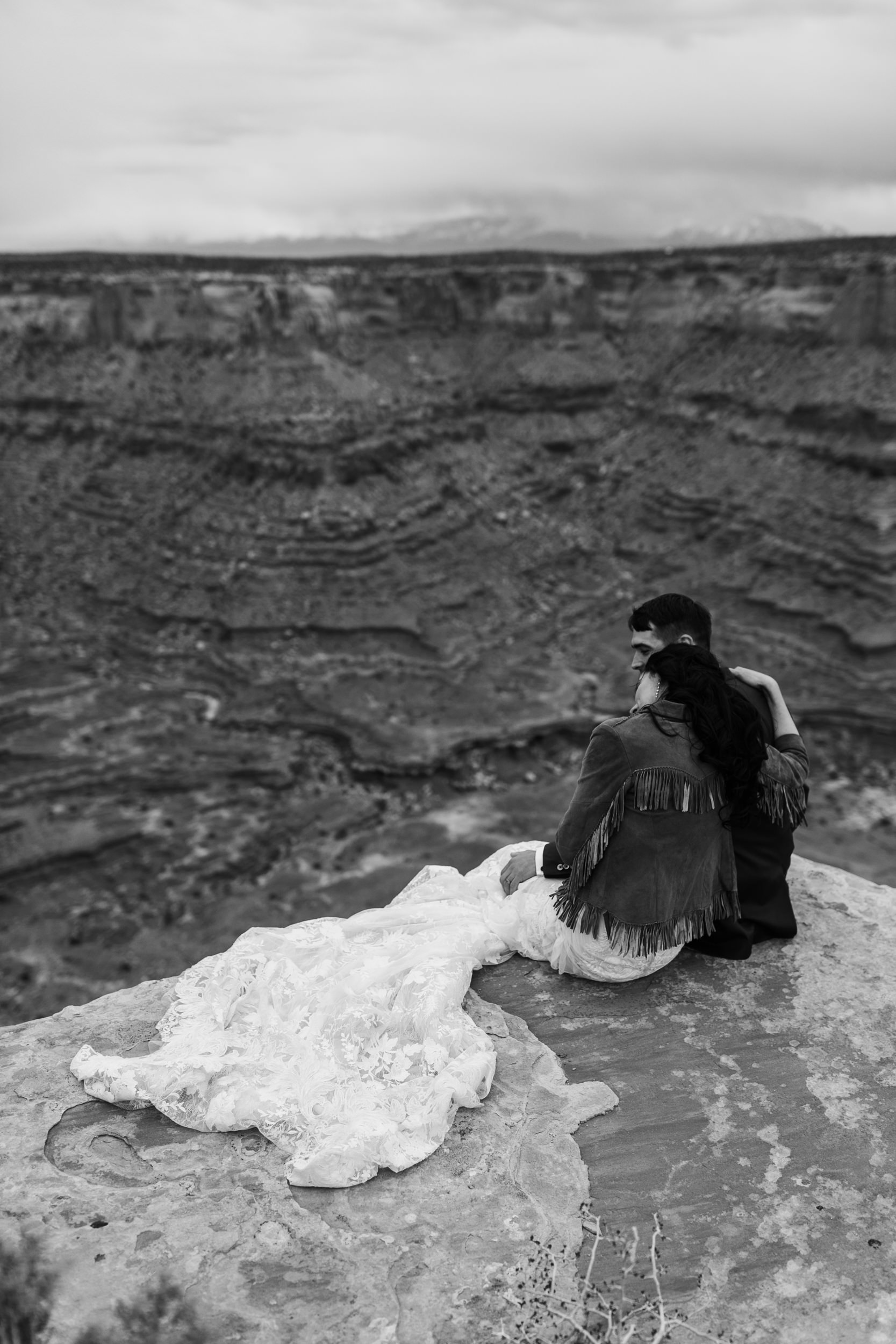 Jeep-Wedding-Moab-Utah-Hearnes-Adventure-Elopement-Photography-46.jpg