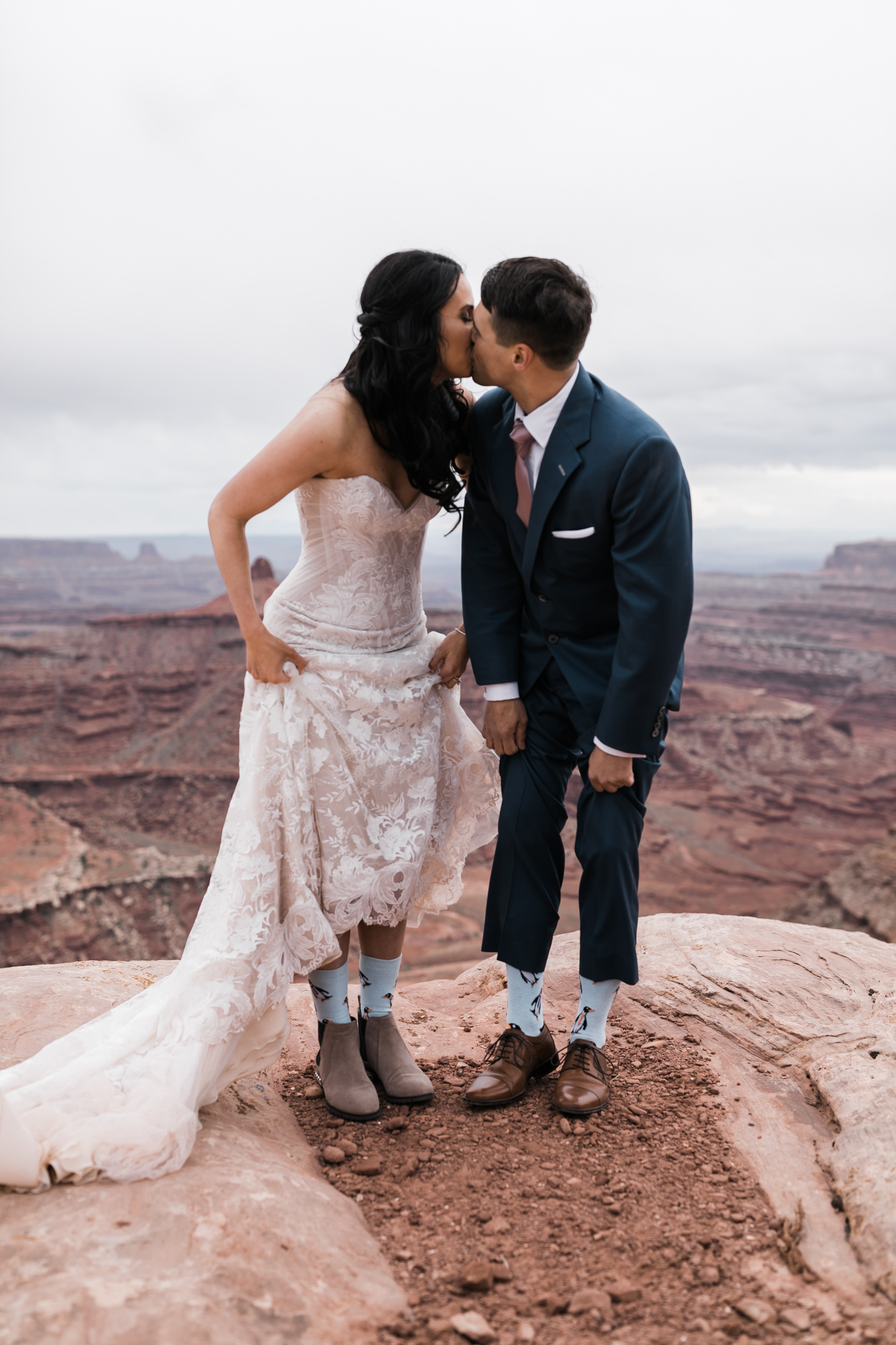 Jeep-Wedding-Moab-Utah-Hearnes-Adventure-Elopement-Photography-54.jpg