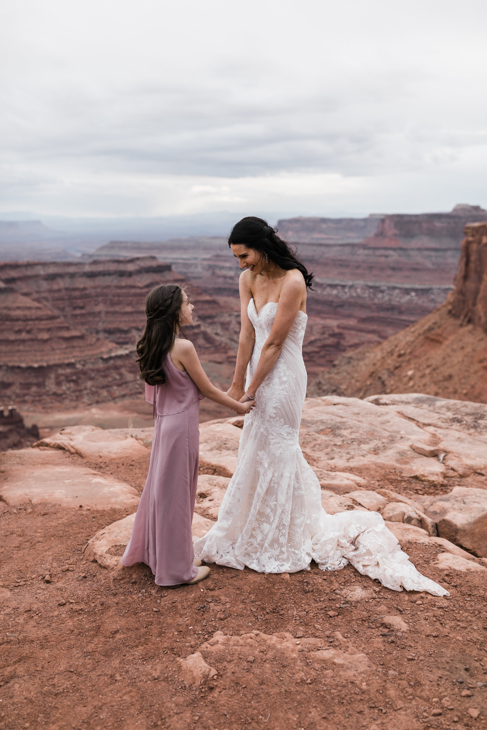 Jeep-Wedding-Moab-Utah-Hearnes-Adventure-Elopement-Photography-55.jpg