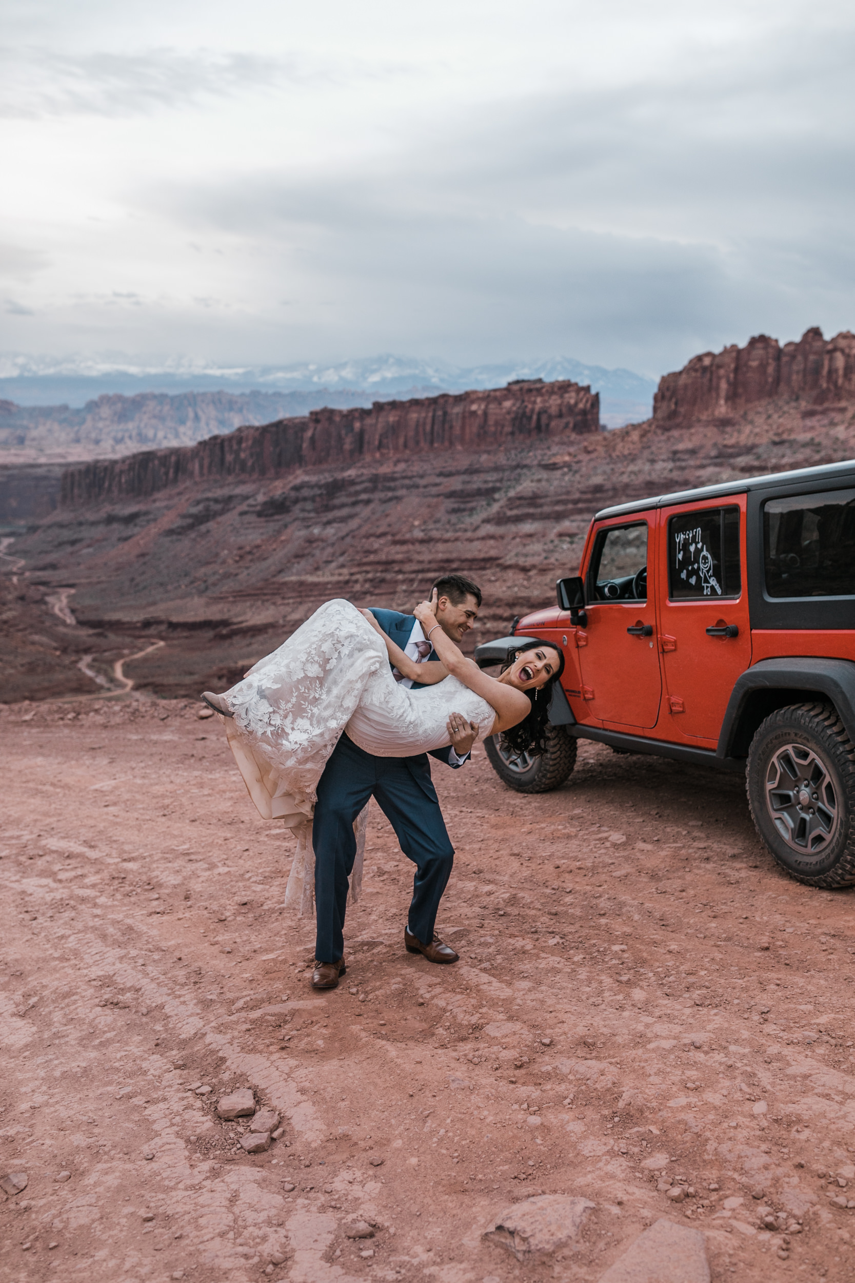 Jeep-Wedding-Moab-Utah-Hearnes-Adventure-Elopement-Photography-58.jpg