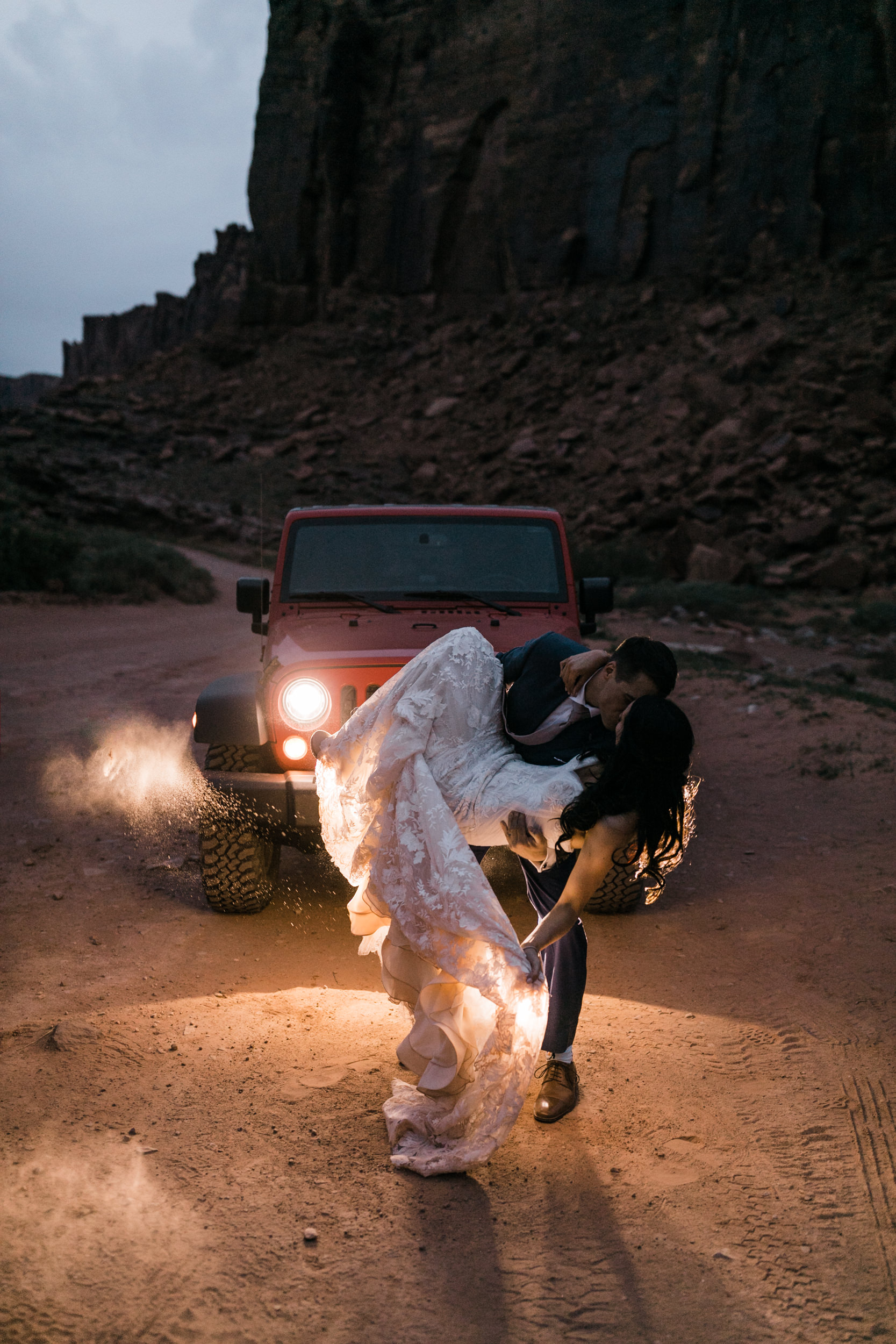 Jeep-Wedding-Moab-Utah-Hearnes-Adventure-Elopement-Photography-61.jpg