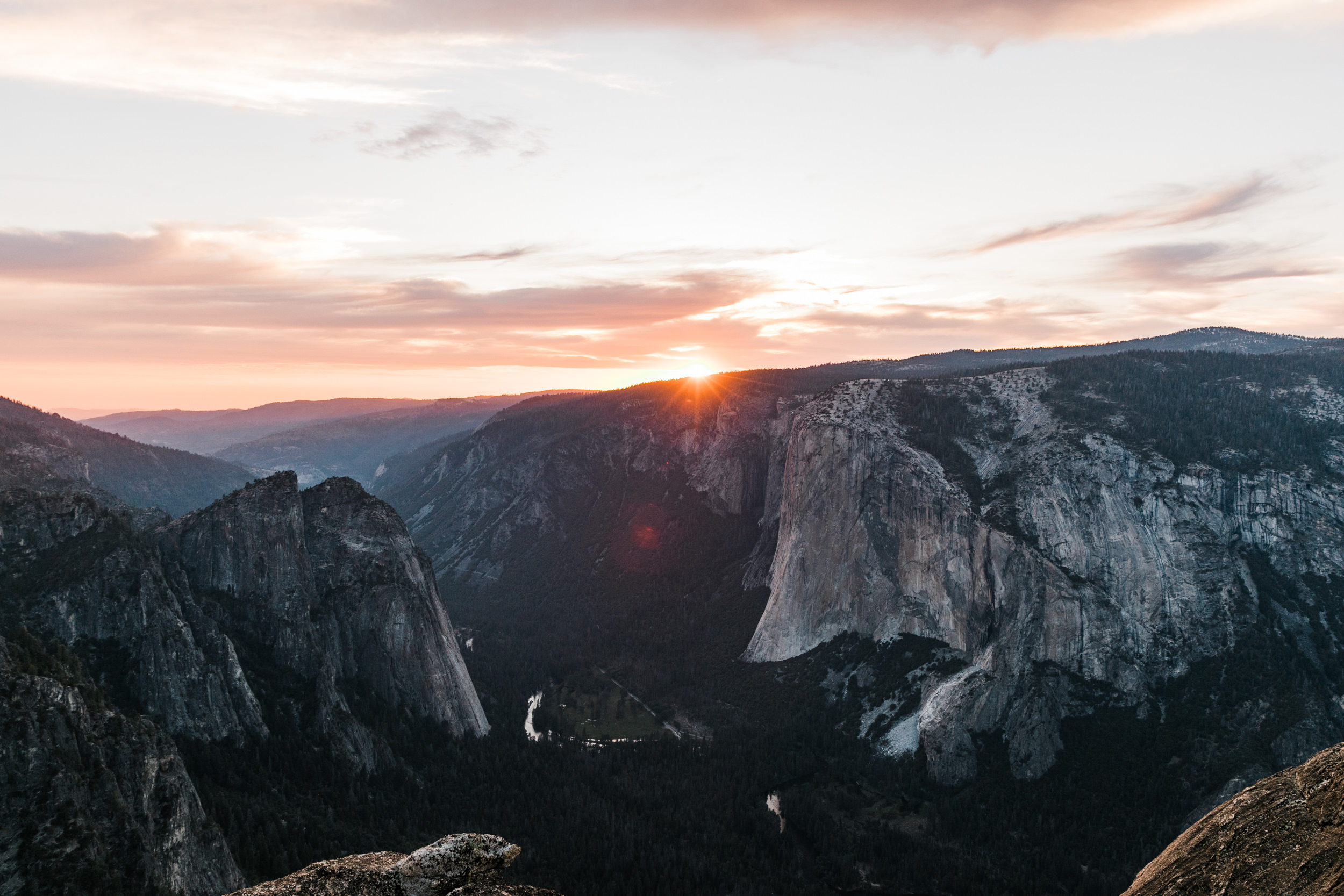 Adventurous Destination Elopement in Yosemite National Park | Glacier Point Sunrise First Look + Taft Point Ceremony | The Hearnes Adventure Photography
