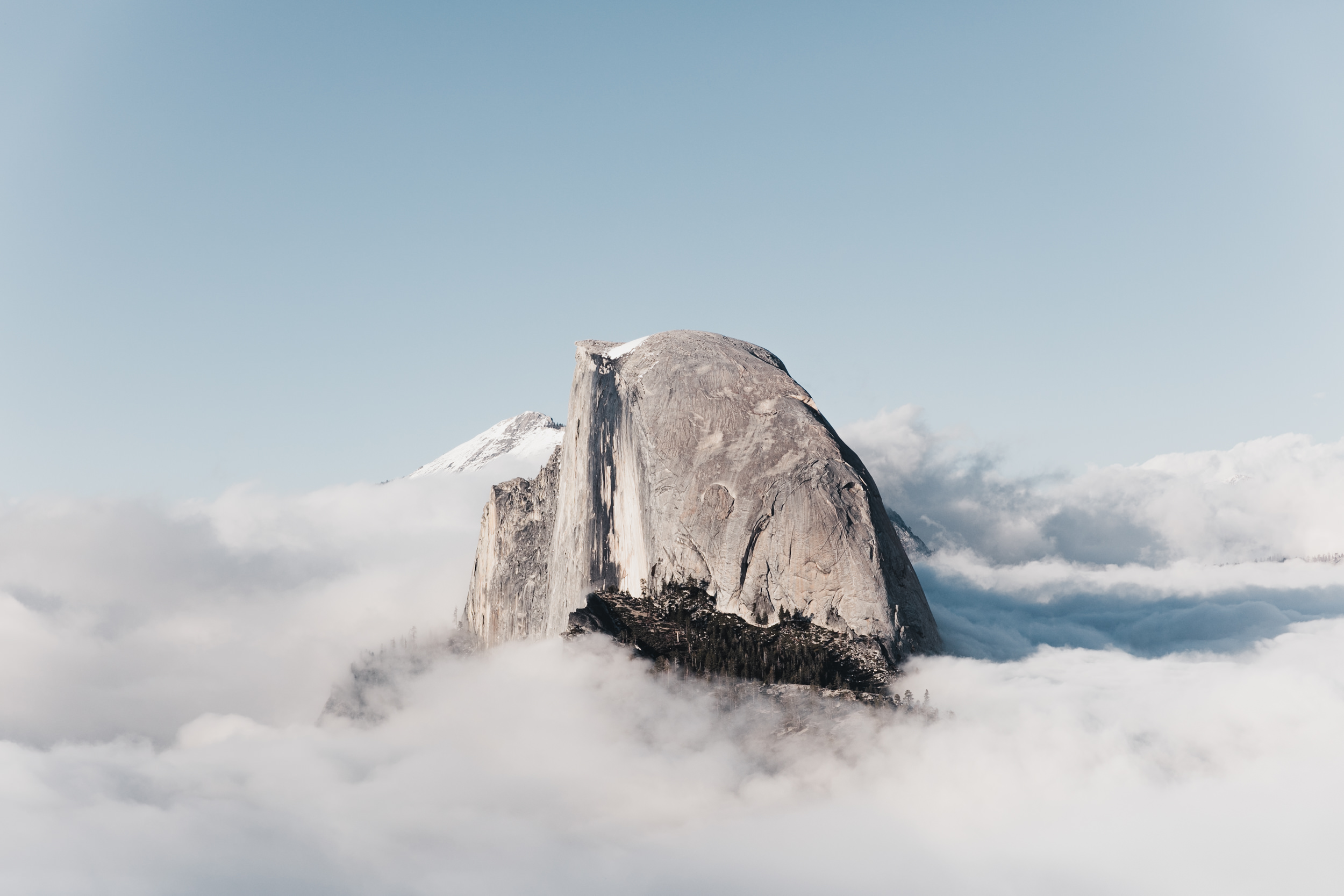 adventurous elopement wedding session in yosemite national park | glacier point wedding photography | the hearnes