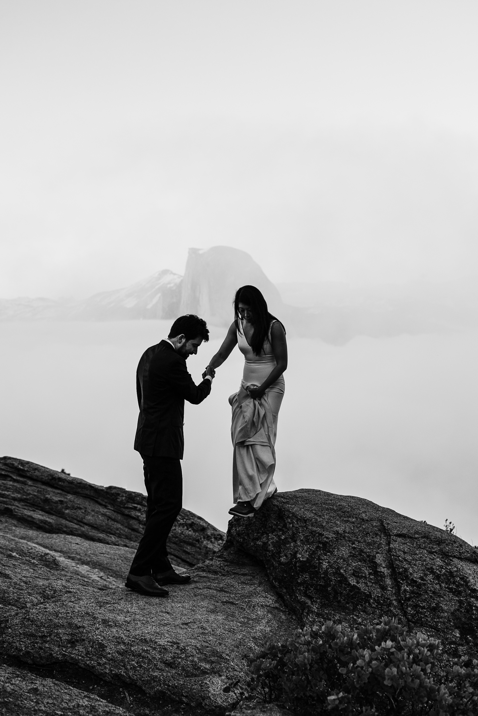 adventurous elopement wedding session in yosemite national park | glacier point wedding photography | the hearnes