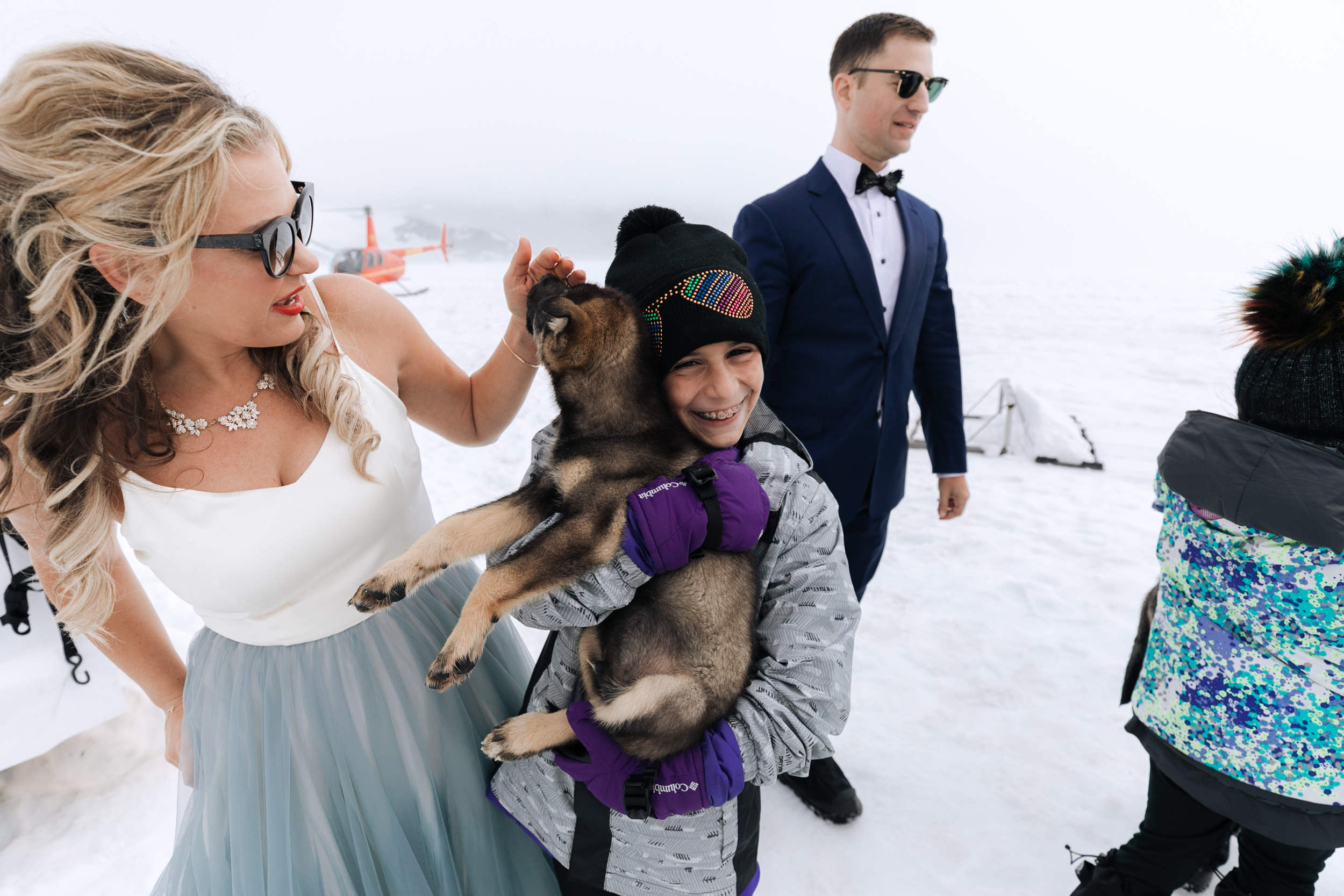 dog sledding in alaska | helicopter tour wedding ideas | the hearnes elopement photography