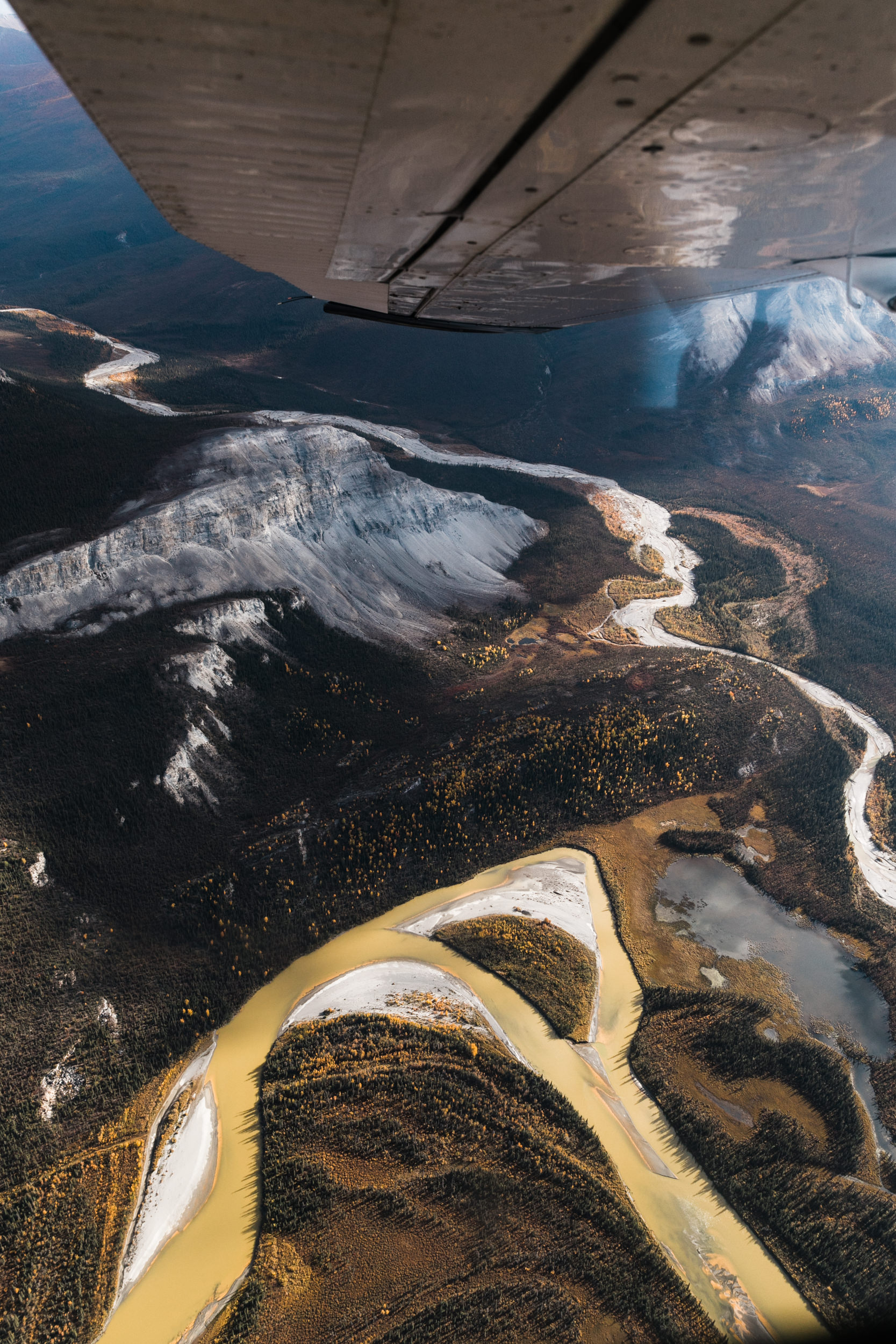 Aerial Photography from Helicopters and Airplanes | How to get epic photos on your flight seeing tour in Gates of the Arctic national Park, Alaska | The Hearnes Adventure Photography