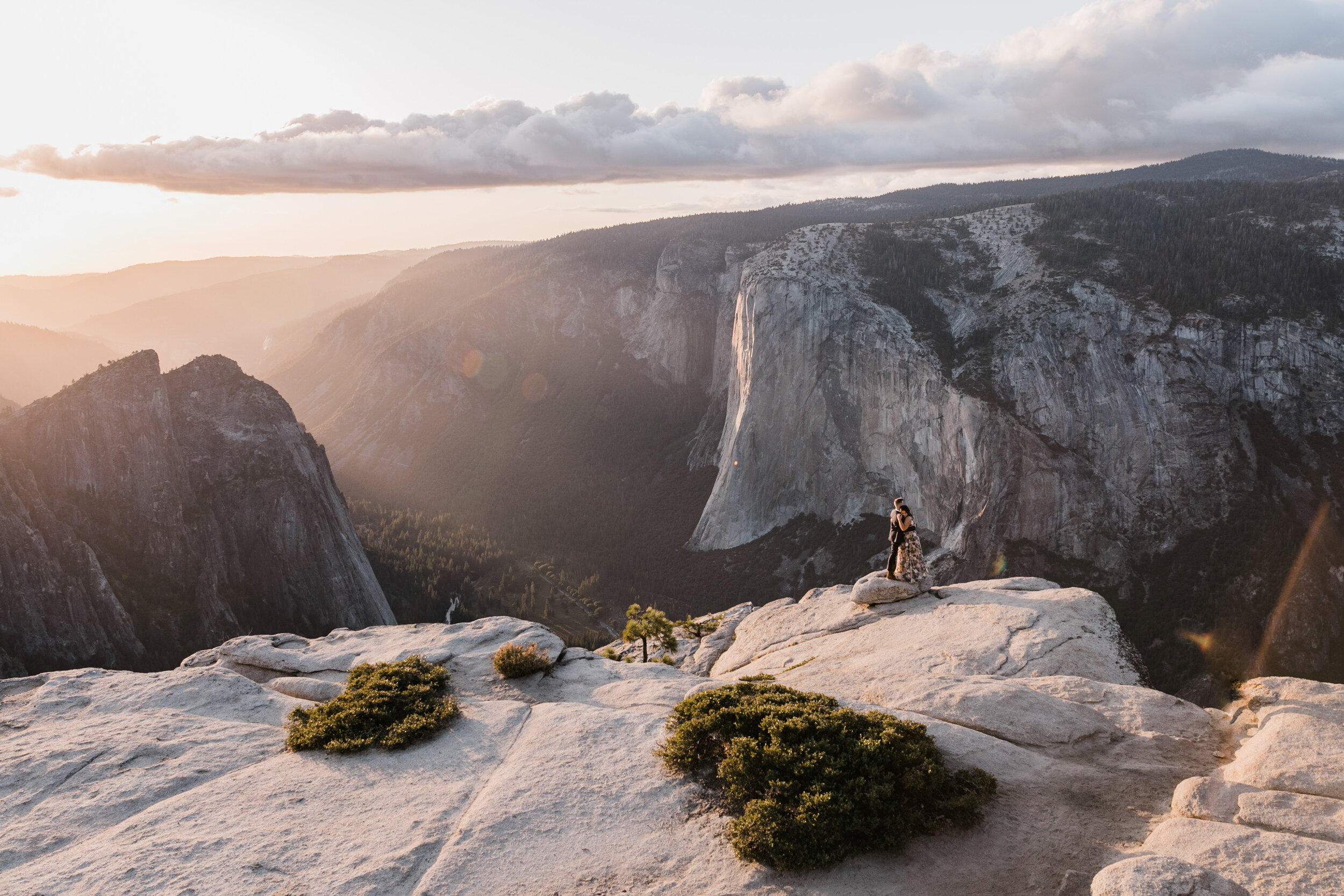 Hiking Engagement Session at Taft Point in Yosemite National Park | The Hearnes Adventure Photography