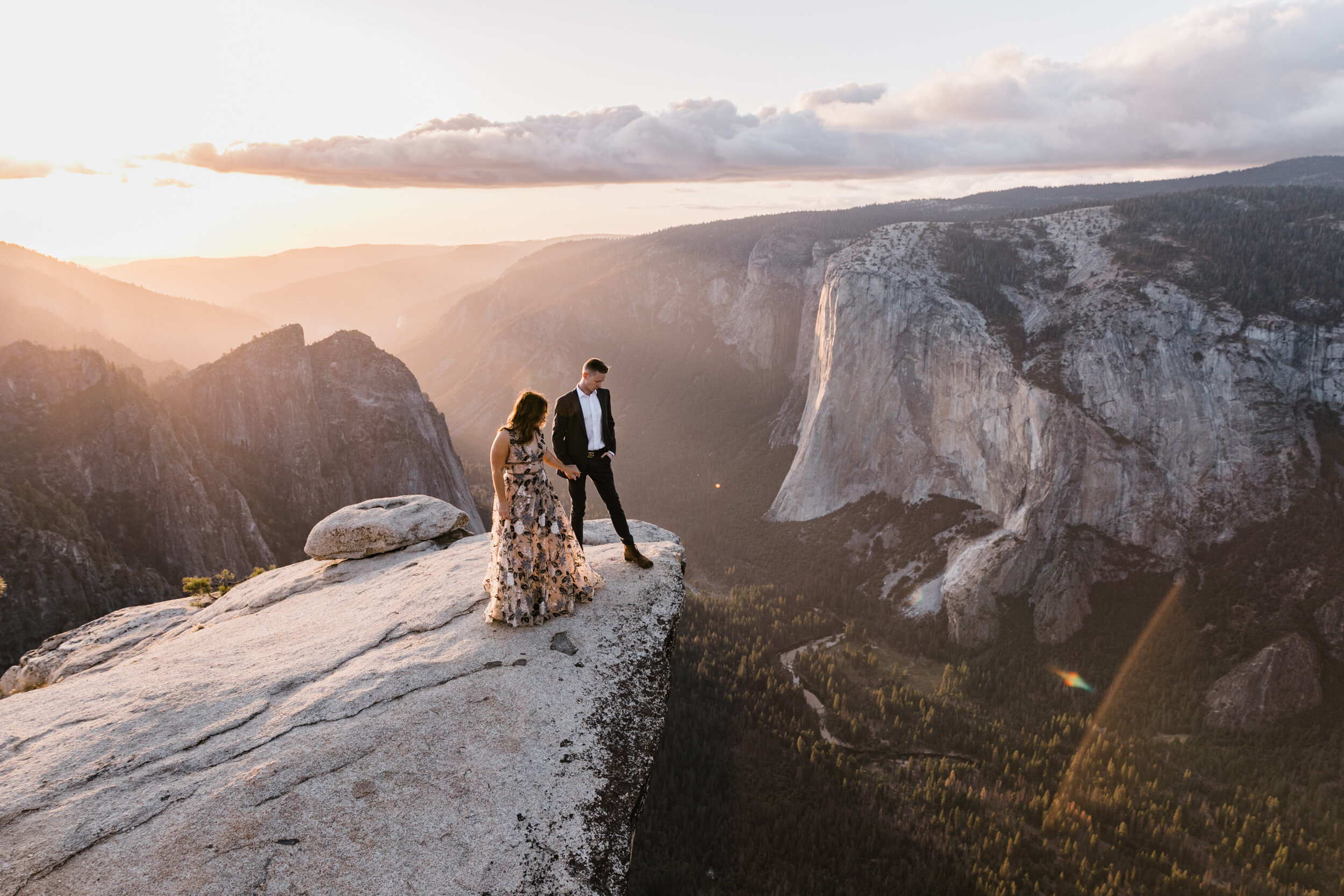 Hiking Engagement Session at Taft Point in Yosemite National Park | The Hearnes Adventure Photography