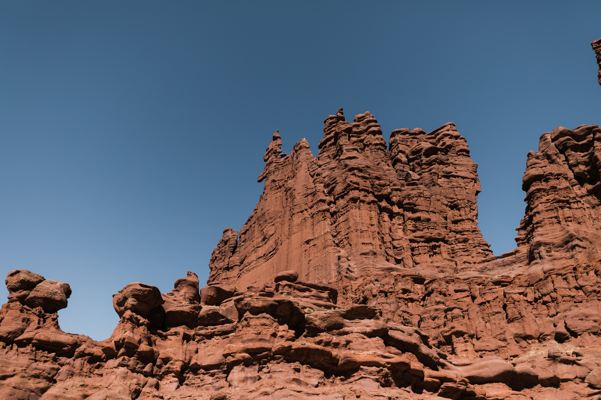 Rock Climbing wedding in Moab, Utah | Desert tower elopement | The Hearnes Adventure Photography