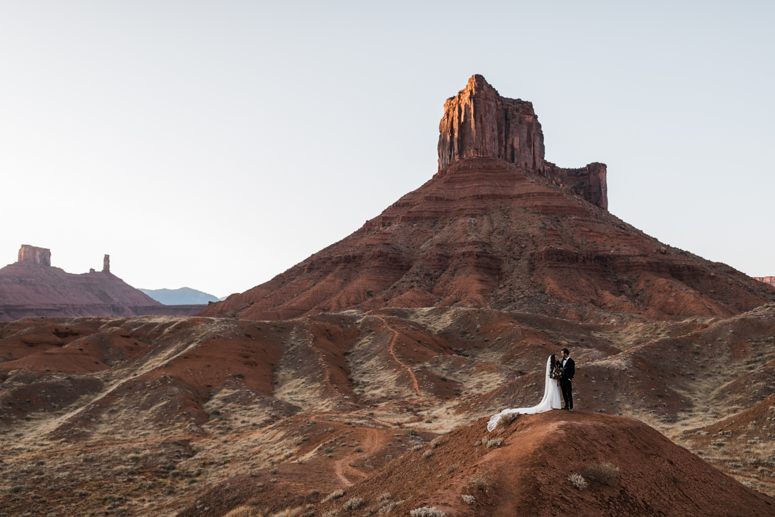 Moab Elopement | wedding with a golden retriever puppy | The Hearnes Adventure Photography