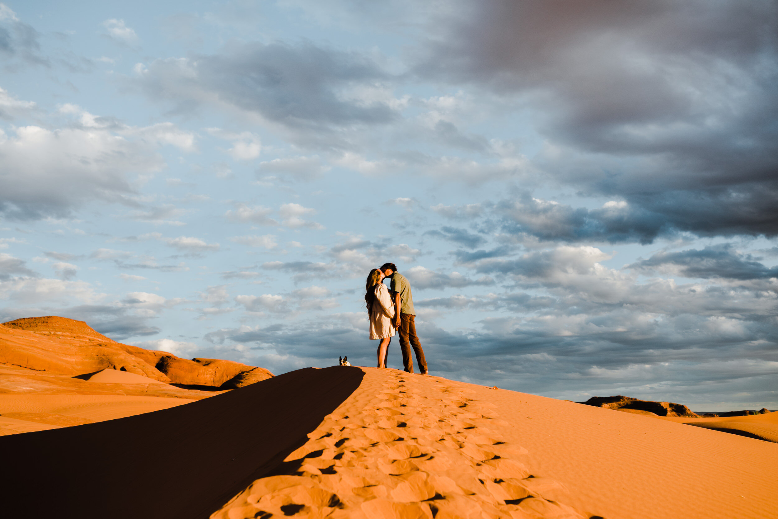 Destination engagement photos in Moab, Utah | The Hearnes Adventure Photography