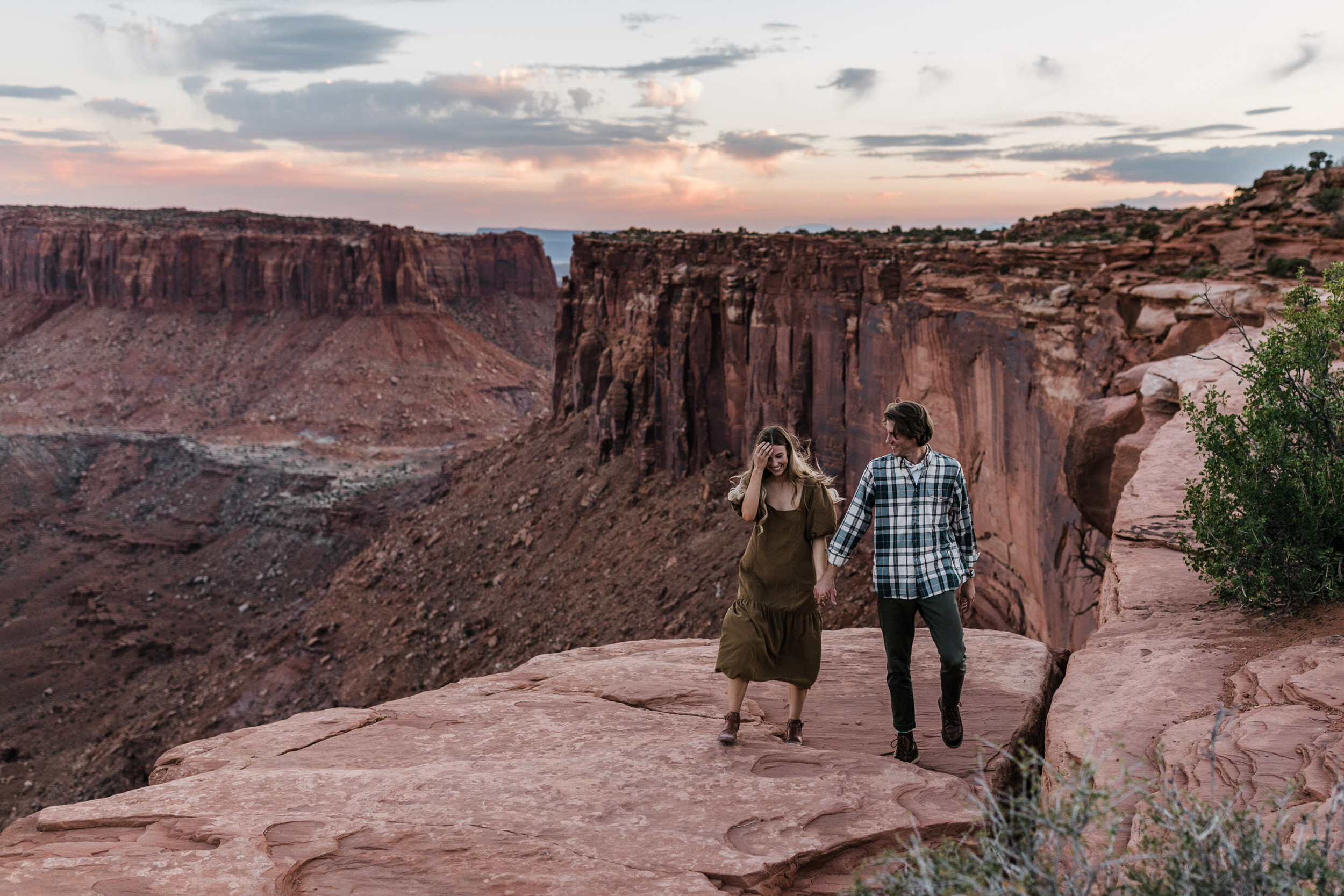 Casual Adventure Anniversary session in Moab, Utah | Sunset in Canyonlands National Park