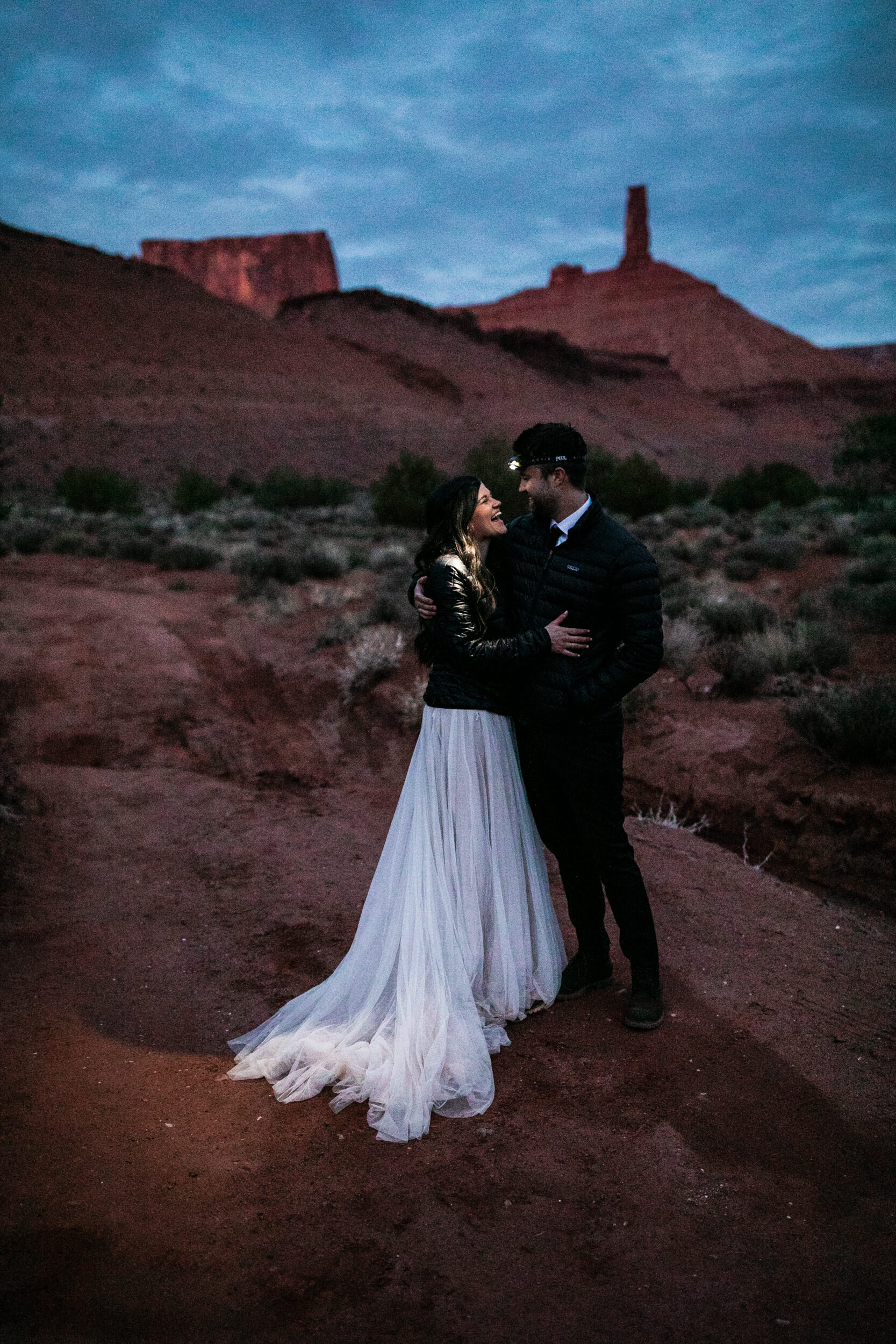 Moab Utah Elopement | Adventurous Small Wedding in Desert at Twilight | The Hearnes Photography