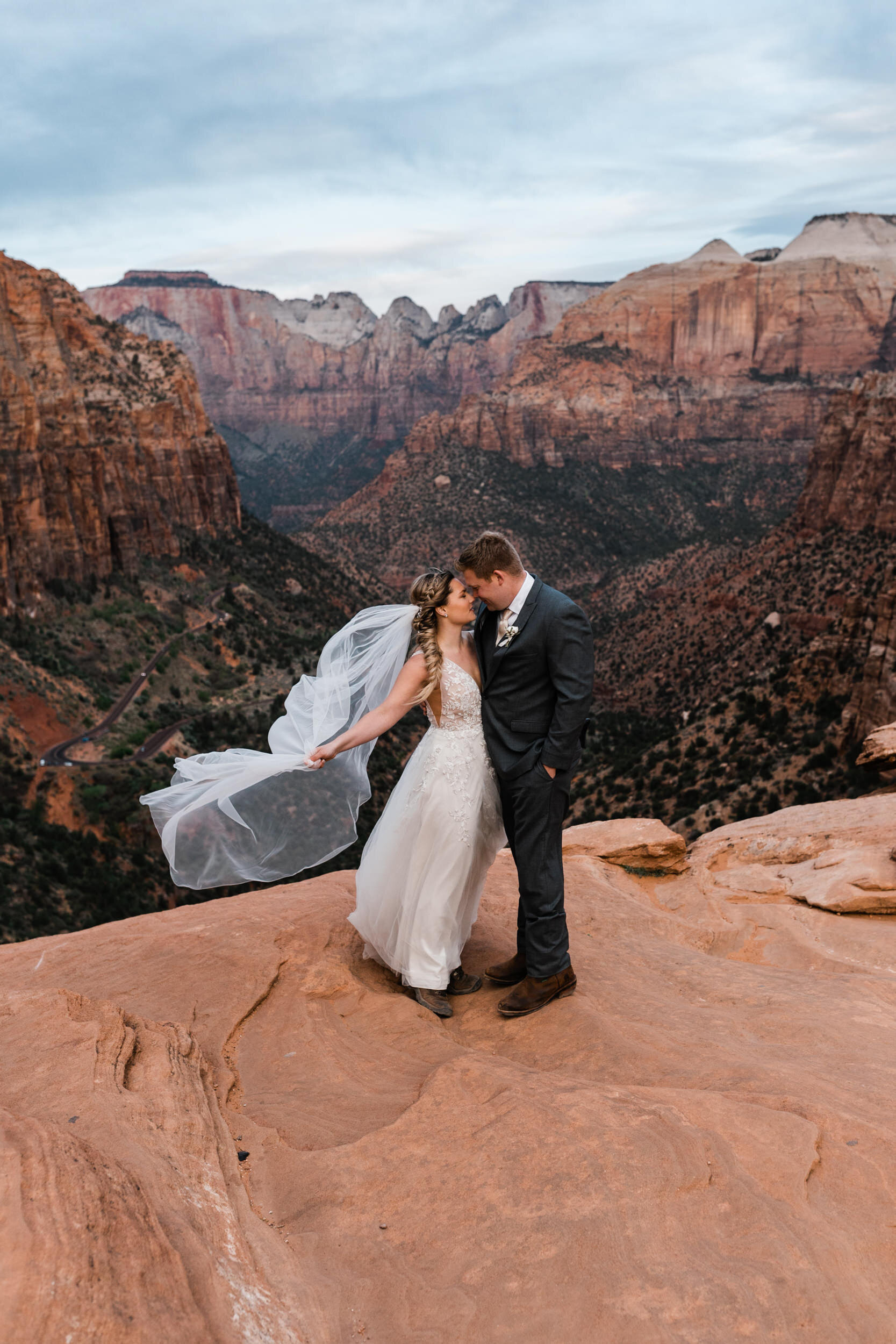 Zion Utah Elopement | Adventurous Wedding in Desert at Sunrise | The Hearnes Photography