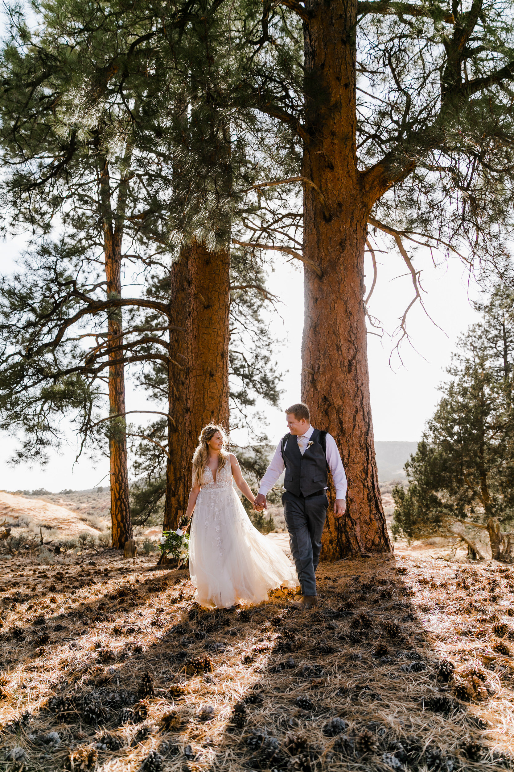 Intimate Utah Elopement | Nature Wedding | The Hearnes Photography