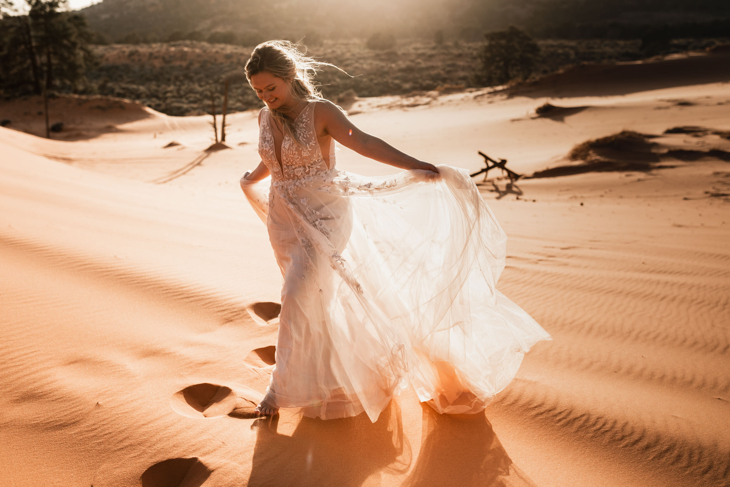 Utah Elopement | Adventurous Intimate Wedding in Sand Dunes at Sunset | The Hearnes Photography