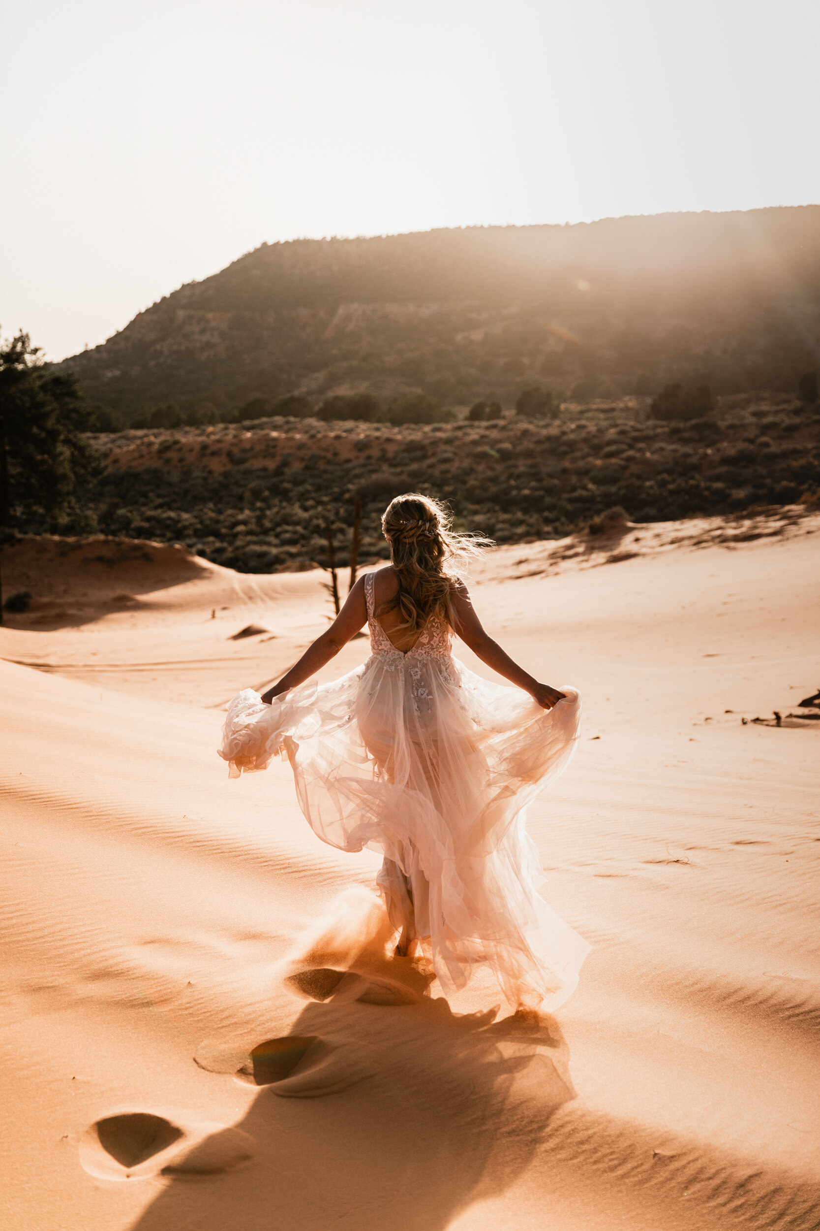 Utah Elopement | Adventurous Intimate Wedding in Sand Dunes at Sunset | The Hearnes Photography