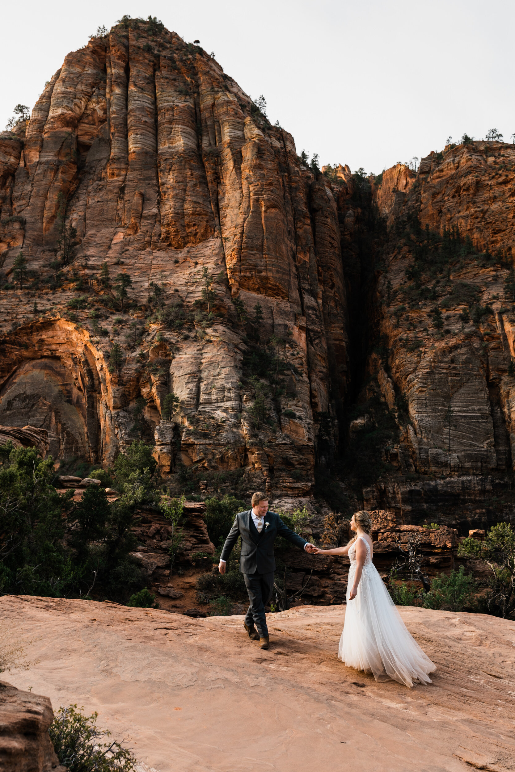 Zion Utah Elopement | Adventurous Wedding in Desert at Sunrise | The Hearnes Photography