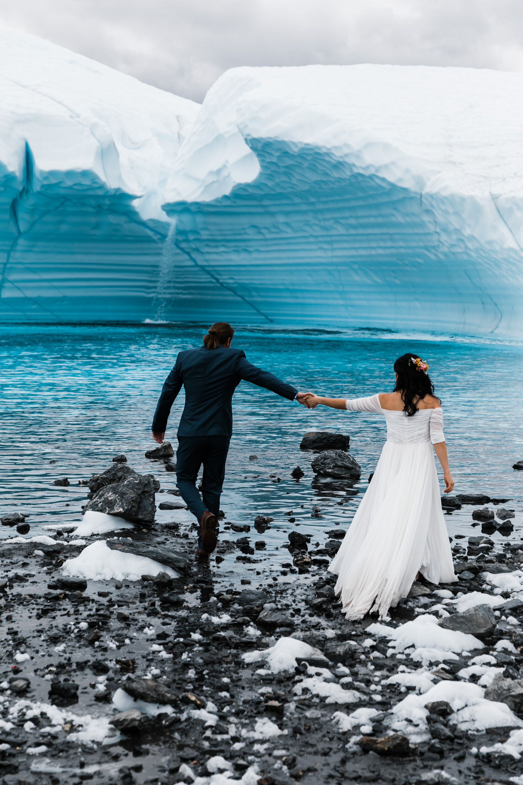 Alaska Glacier Elopement | Adventure Wedding Inspiration | The Hearnes Photography