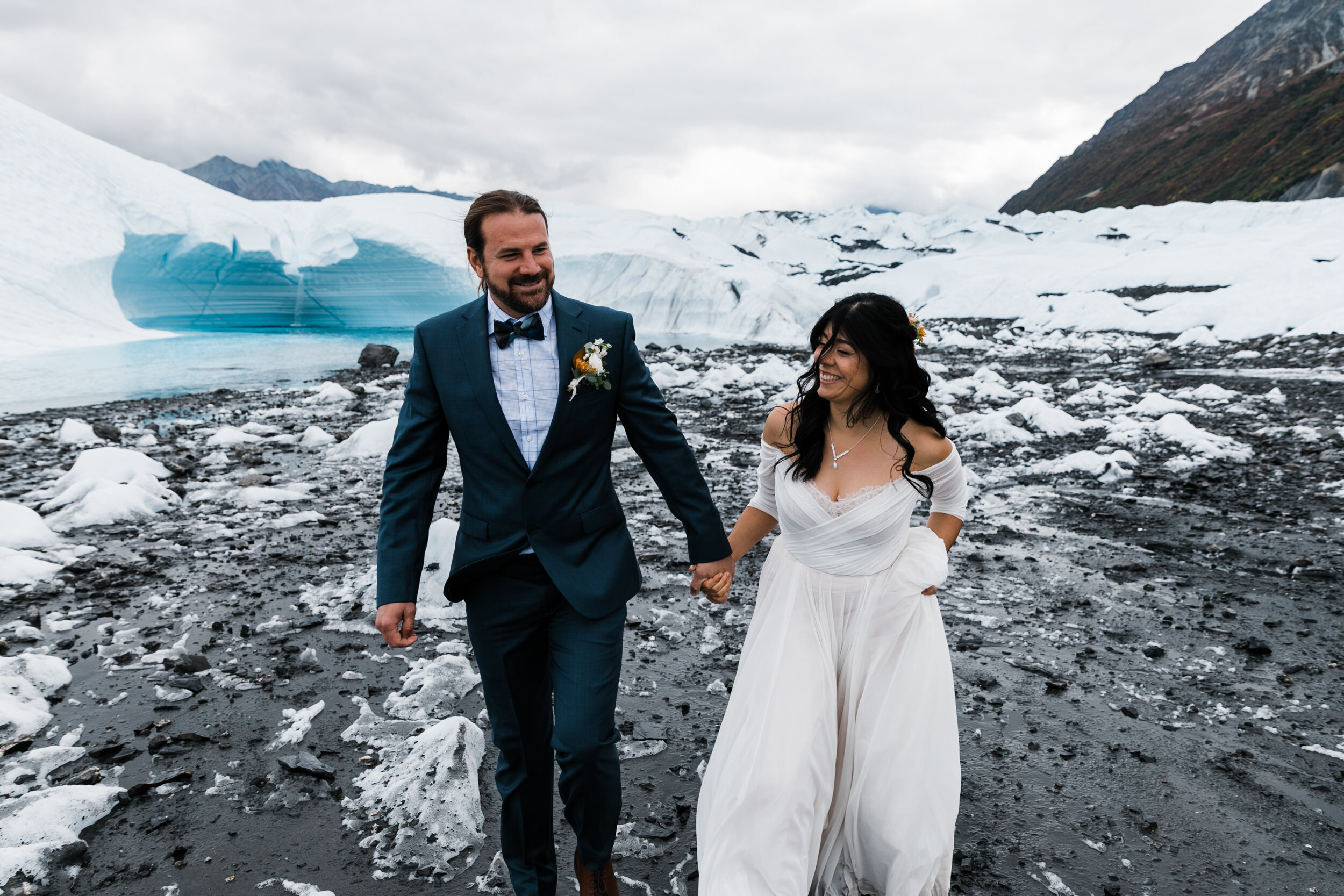 Alaska Elopement | Adventure Wedding Inspiration | The Hearnes Photography